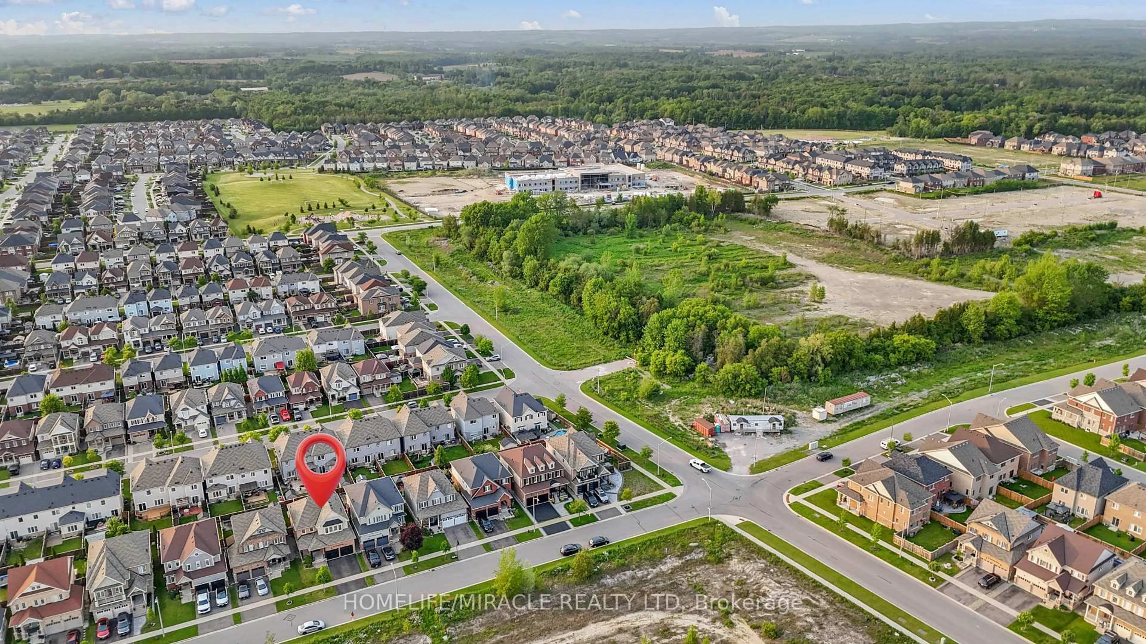A pic from outside/outdoor area/front of a property/back of a property/a pic from drone, street for 26 Kenneth Cole Dr, Clarington Ontario L1C 0P3