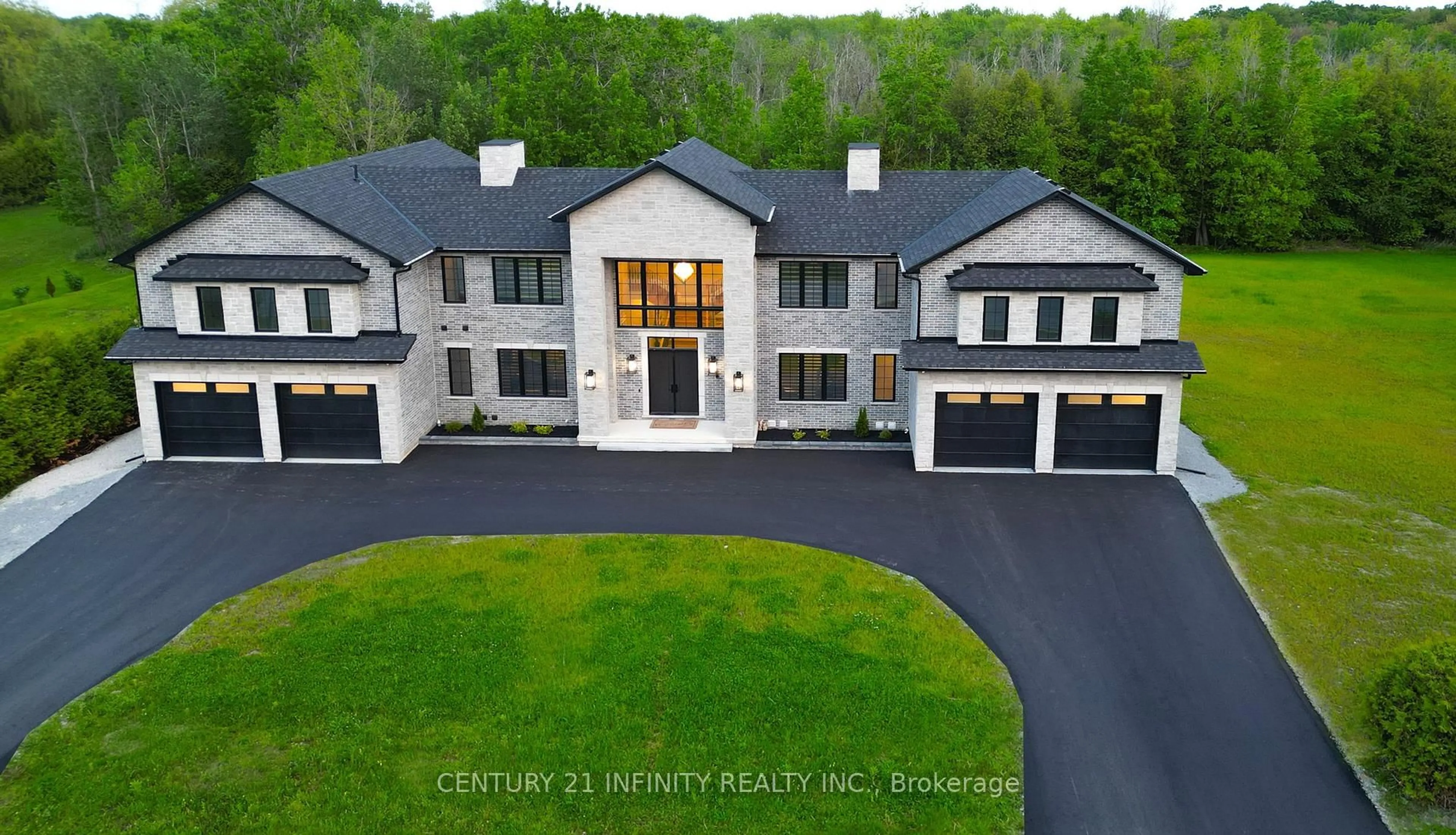 A pic from outside/outdoor area/front of a property/back of a property/a pic from drone, unknown for 2033 Nash Rd, Clarington Ontario L1C 3K4