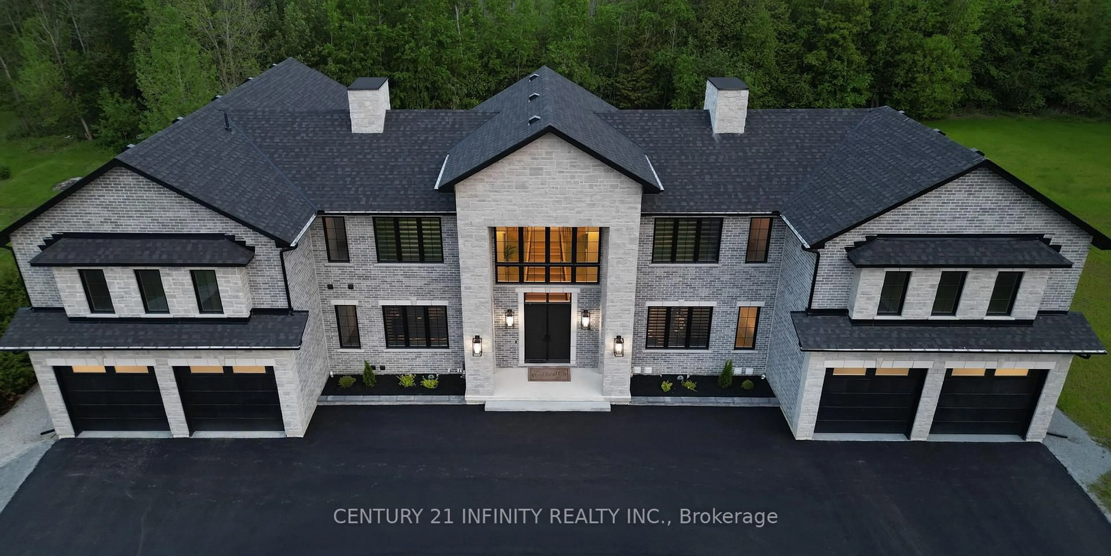 A pic from outside/outdoor area/front of a property/back of a property/a pic from drone, building for 2033 Nash Rd, Clarington Ontario L1C 3K4