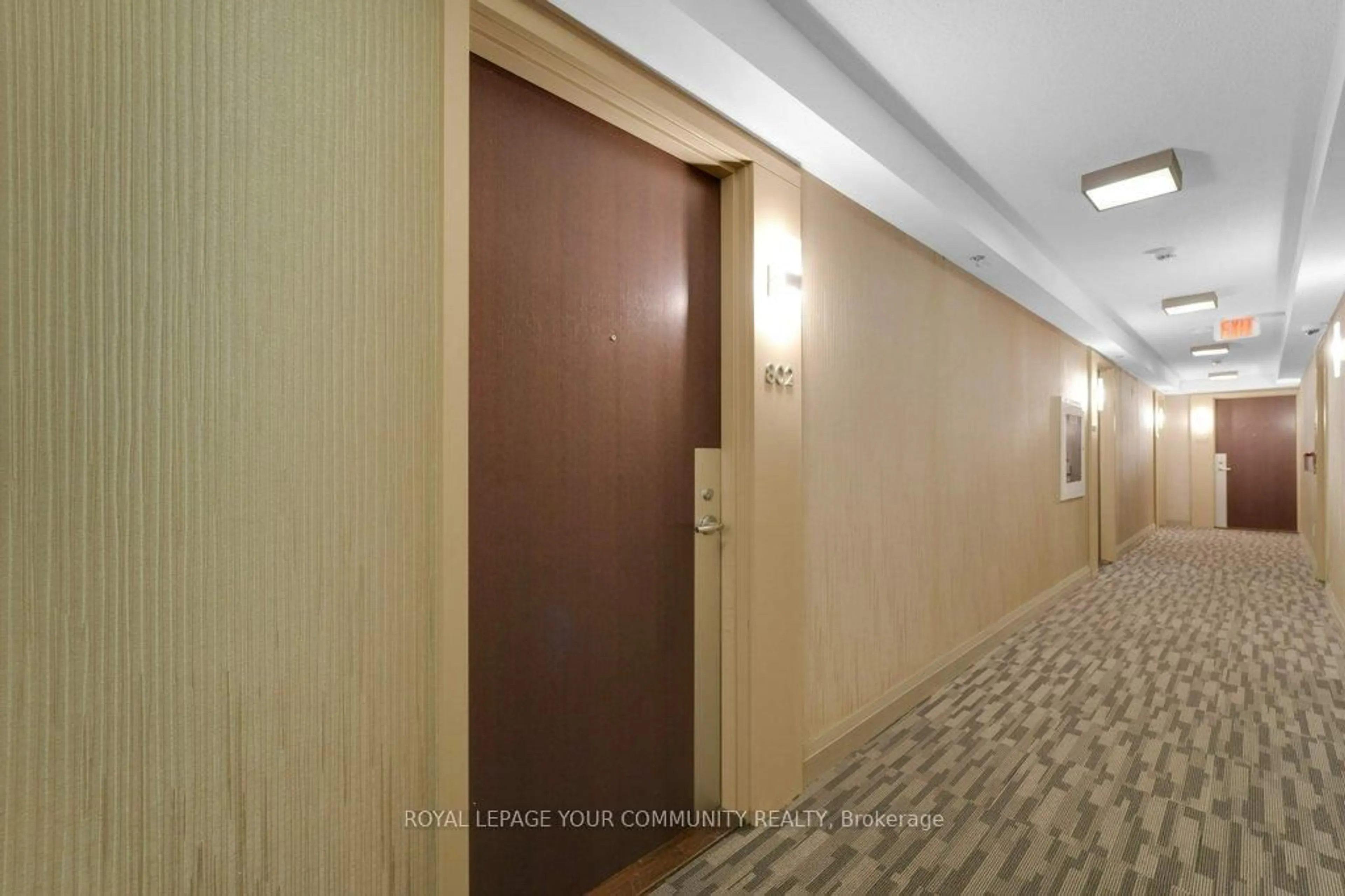 Indoor foyer for 185 Bonis Ave #802, Toronto Ontario M1T 0A4