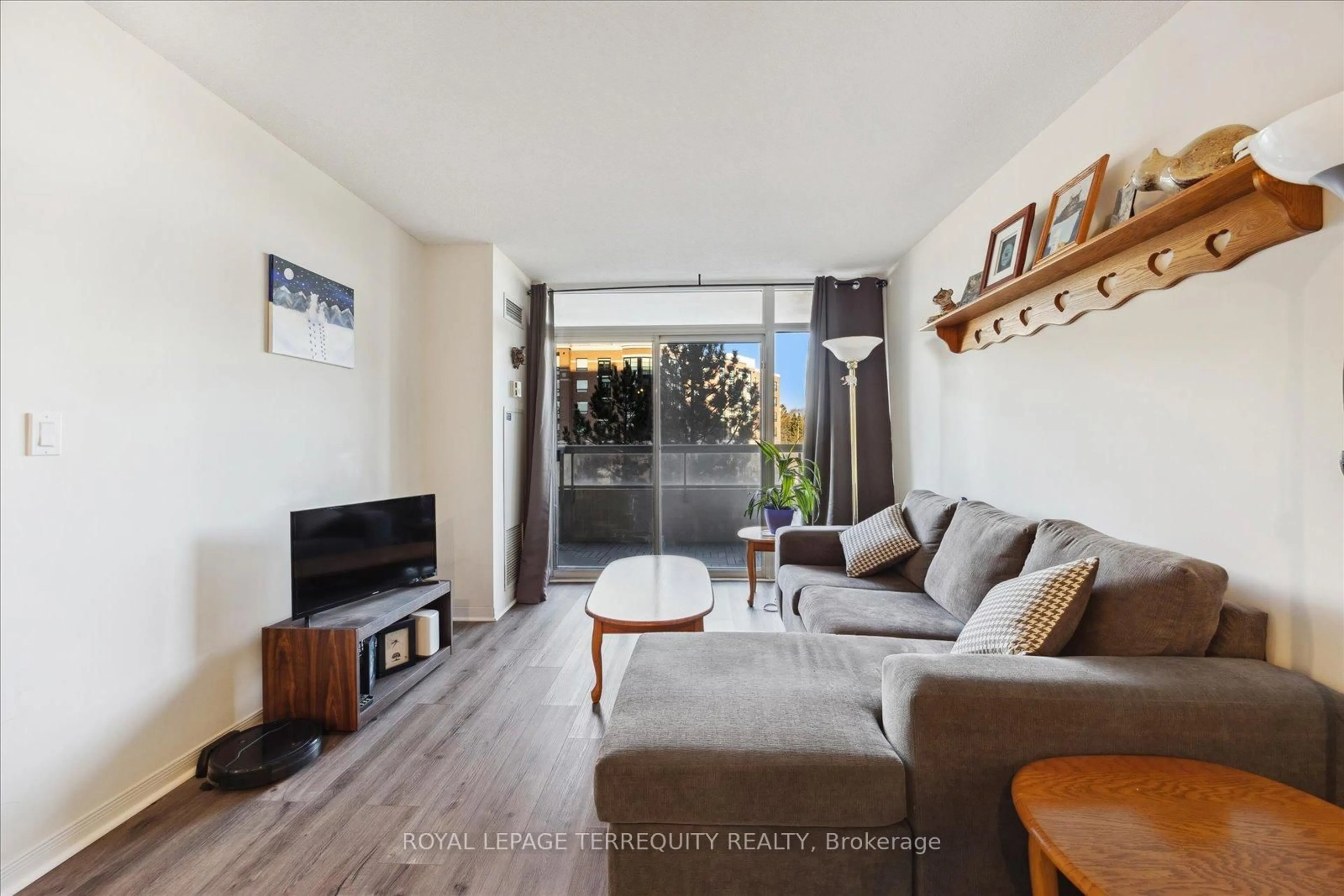 Living room with furniture, unknown for 1000 The Esplanade #316, Pickering Ontario L1V 6V4