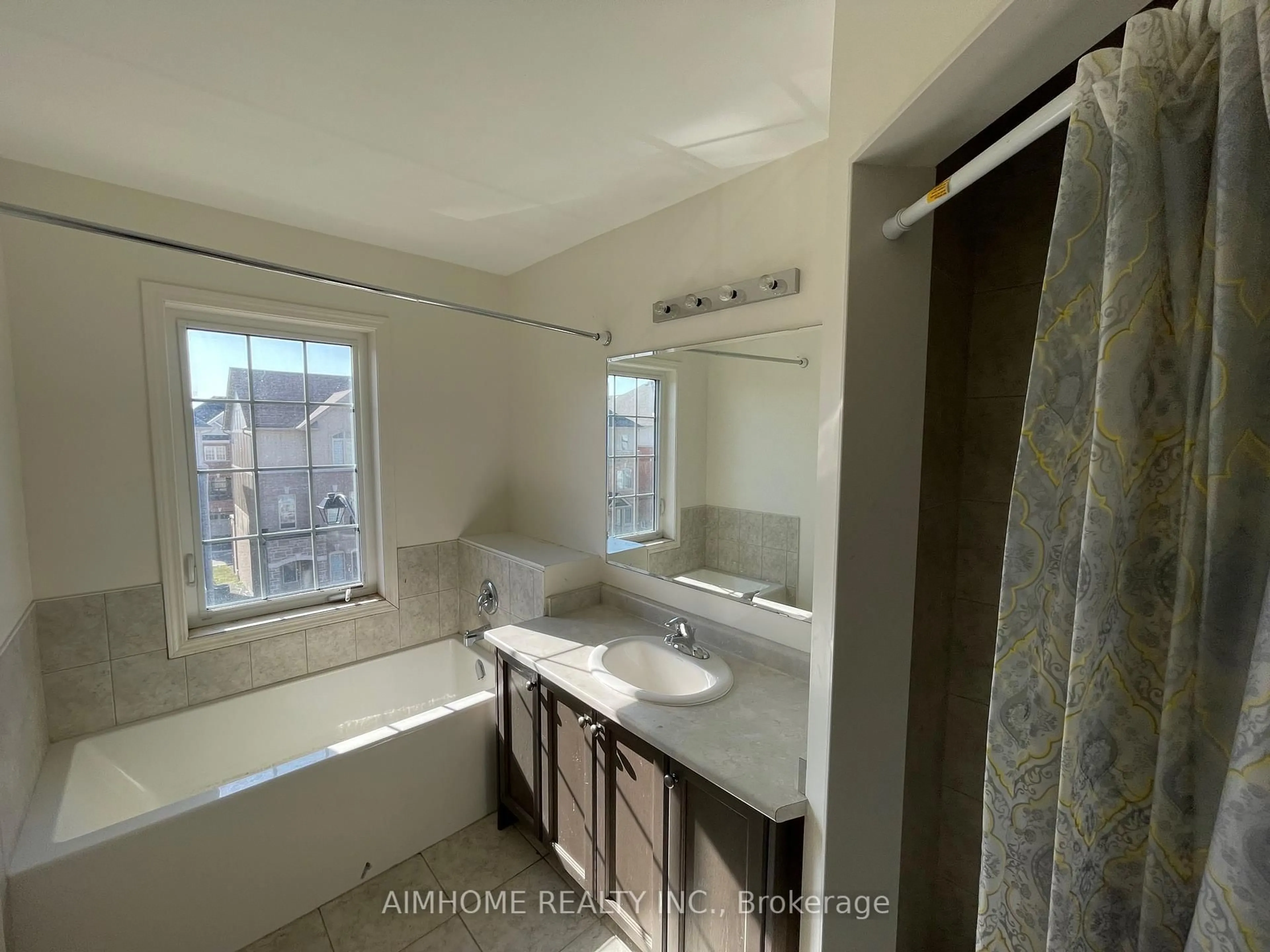 Standard bathroom, ceramic/tile floor for 92 Ainley Rd, Ajax Ontario L1Z 0S9