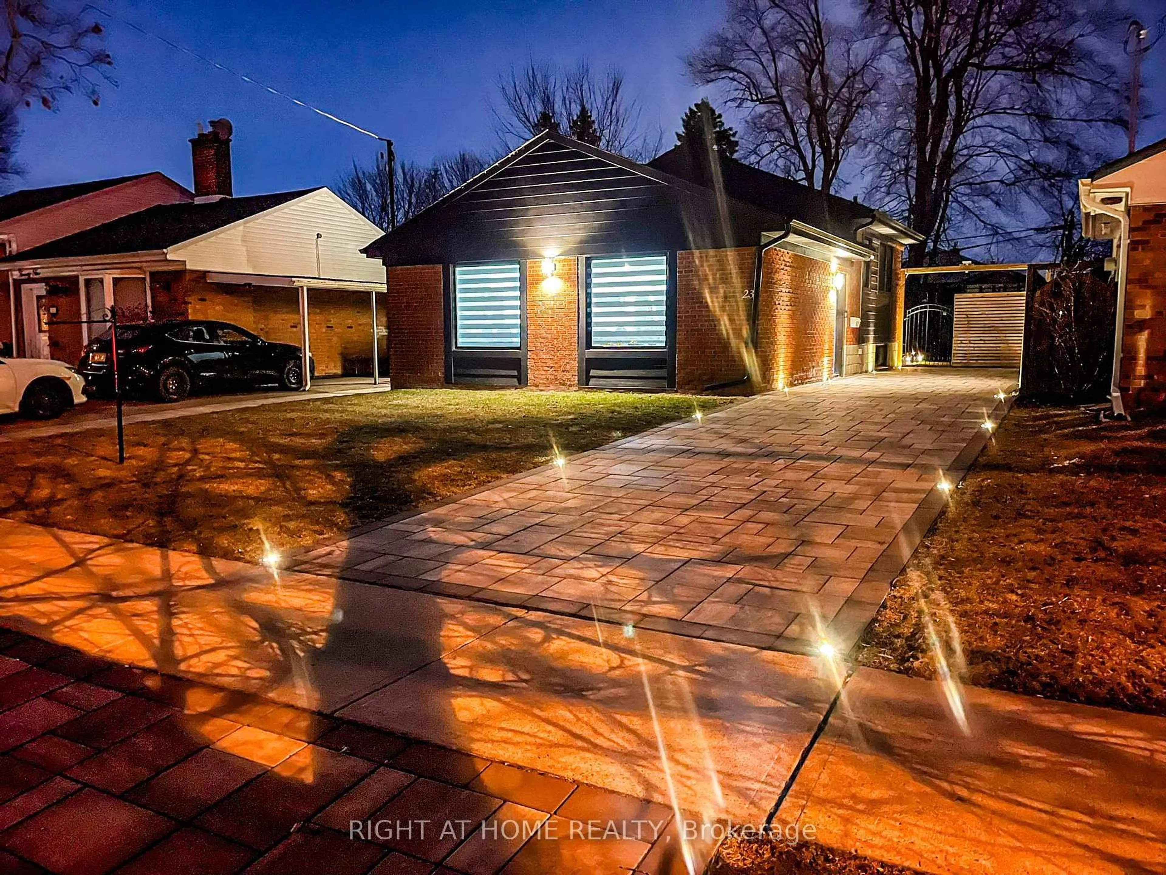 A pic from outside/outdoor area/front of a property/back of a property/a pic from drone, street for 23 Denham Rd, Toronto Ontario M1P 1W5