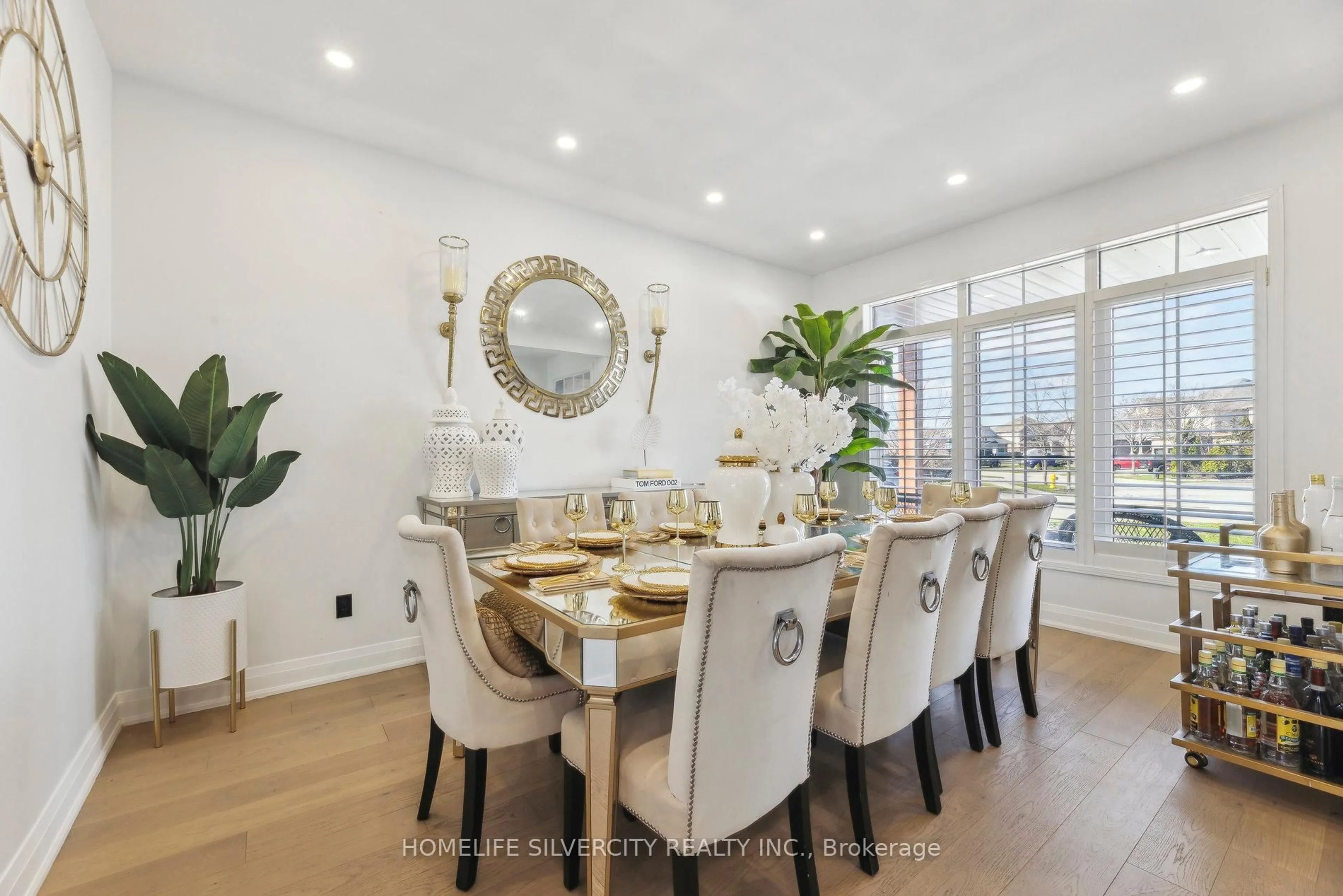 Dining room, unknown for 579 Faywood Cres, Oshawa Ontario L1K 2S4