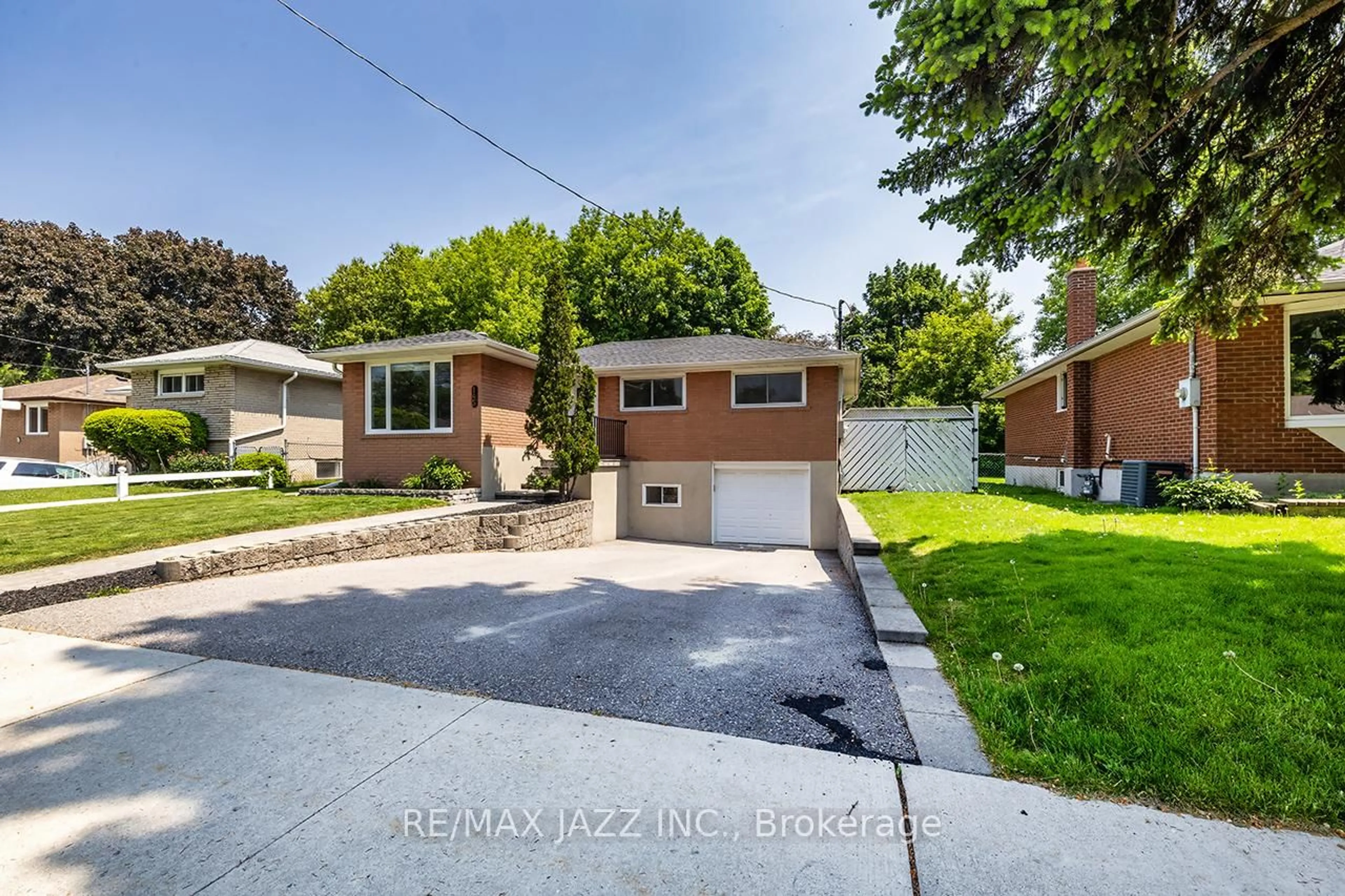 Unknown for 145 Lupin Dr, Whitby Ontario L1N 1X9