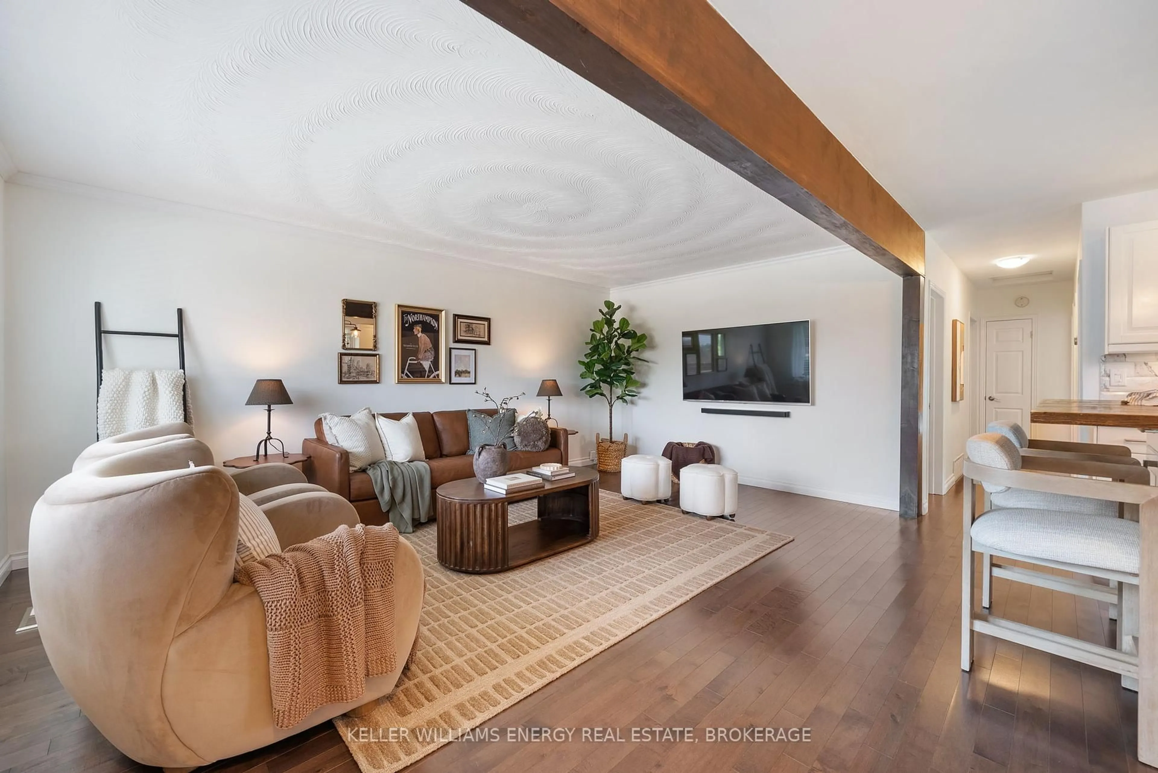 Living room with furniture, unknown for 362 Elmridge St, Oshawa Ontario L1H 6R7