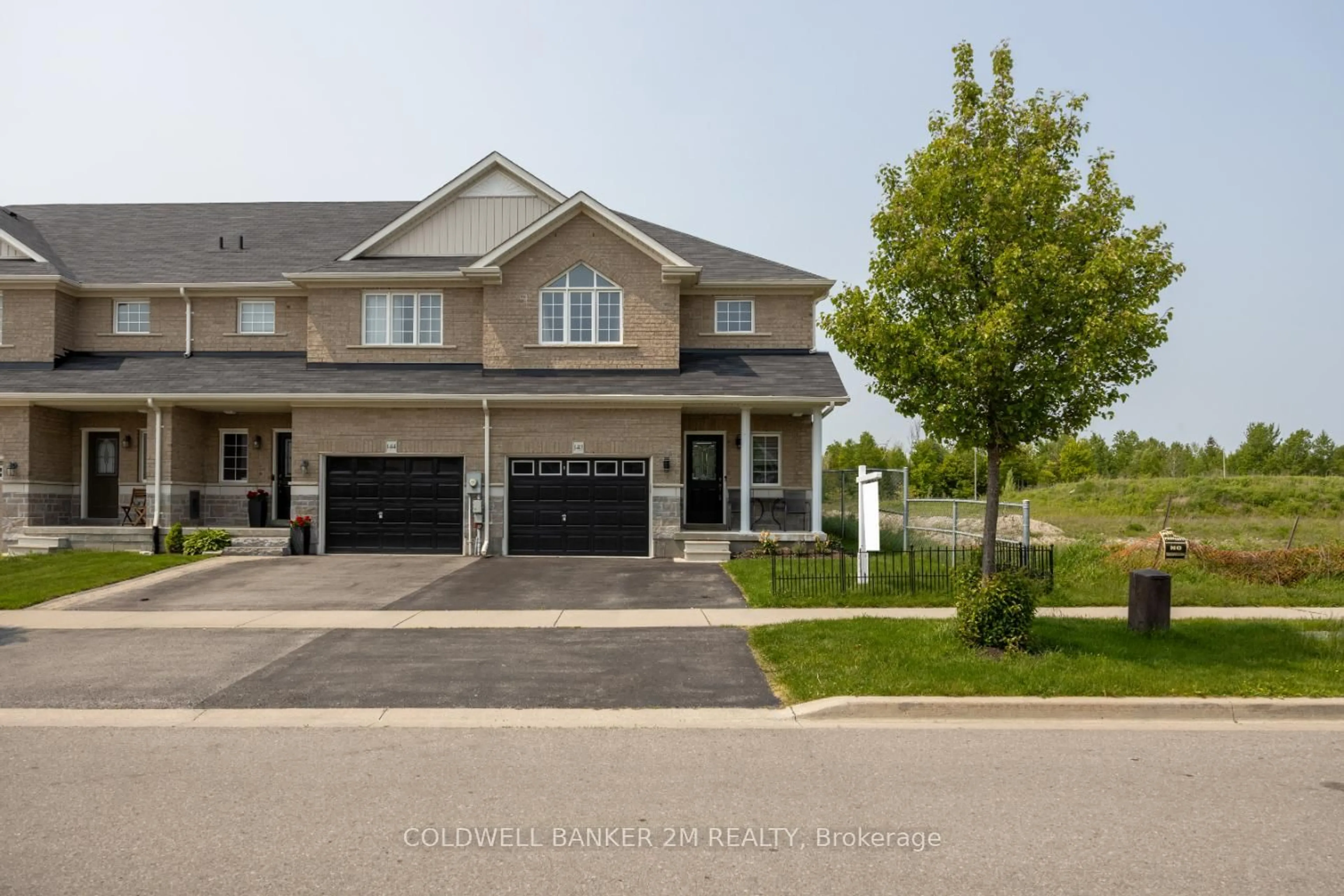 Unknown for 142 Daiseyfield Ave, Clarington Ontario L2W 0H2