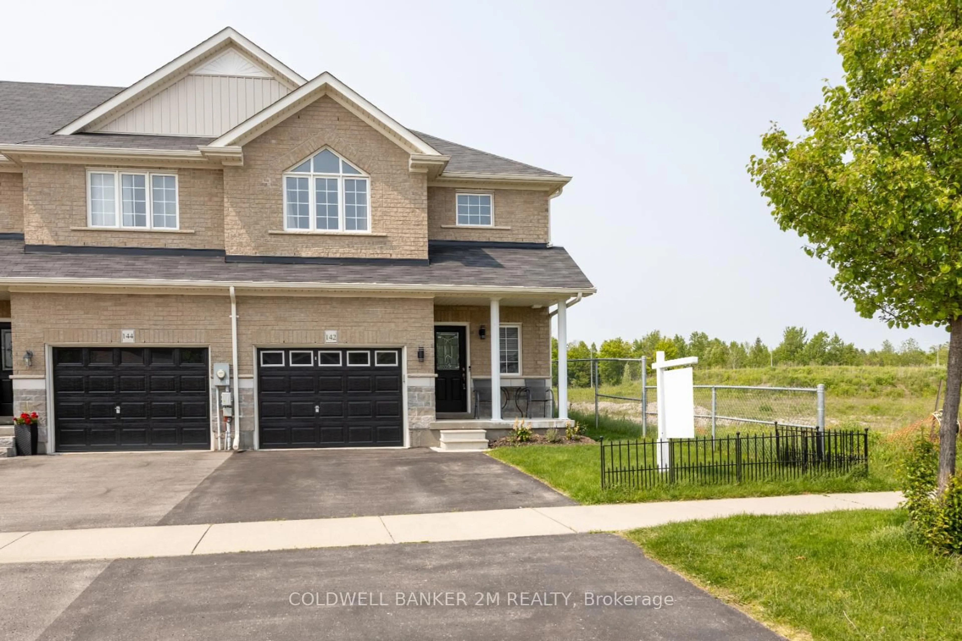 Unknown for 142 Daiseyfield Ave, Clarington Ontario L2W 0H2