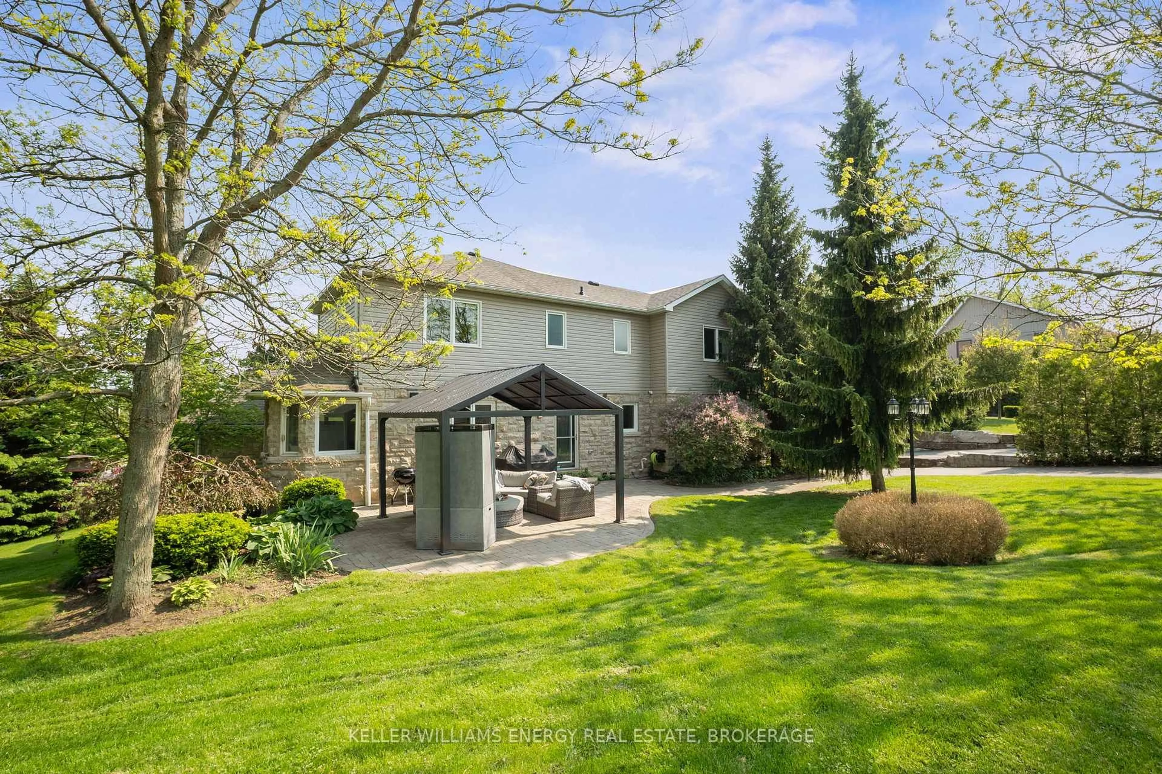 Patio, water/lake/river/ocean view for 4 Clarke St, Clarington Ontario L1B 1C1