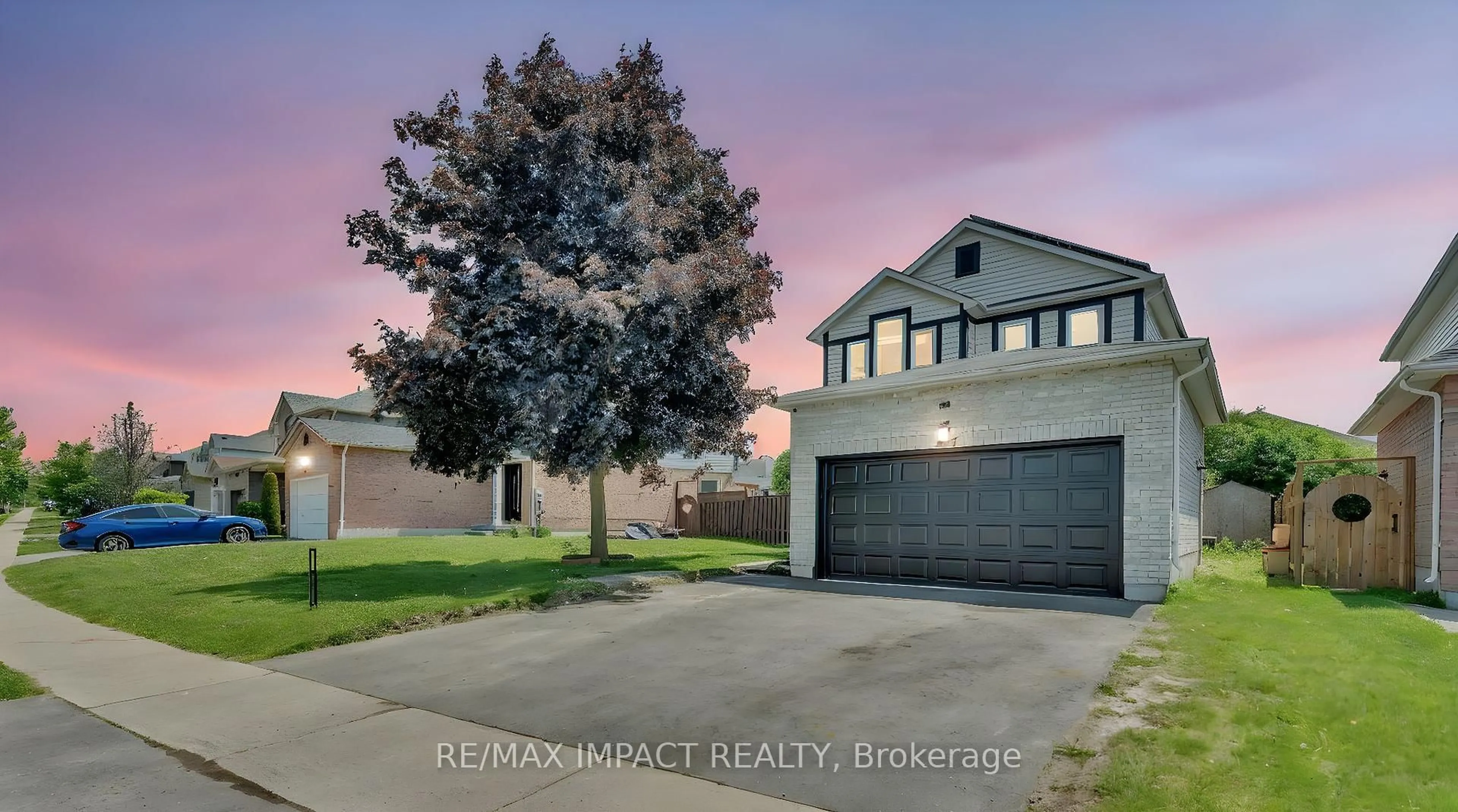 A pic from outside/outdoor area/front of a property/back of a property/a pic from drone, street for 1247 Andover Dr, Oshawa Ontario L1K 2K2