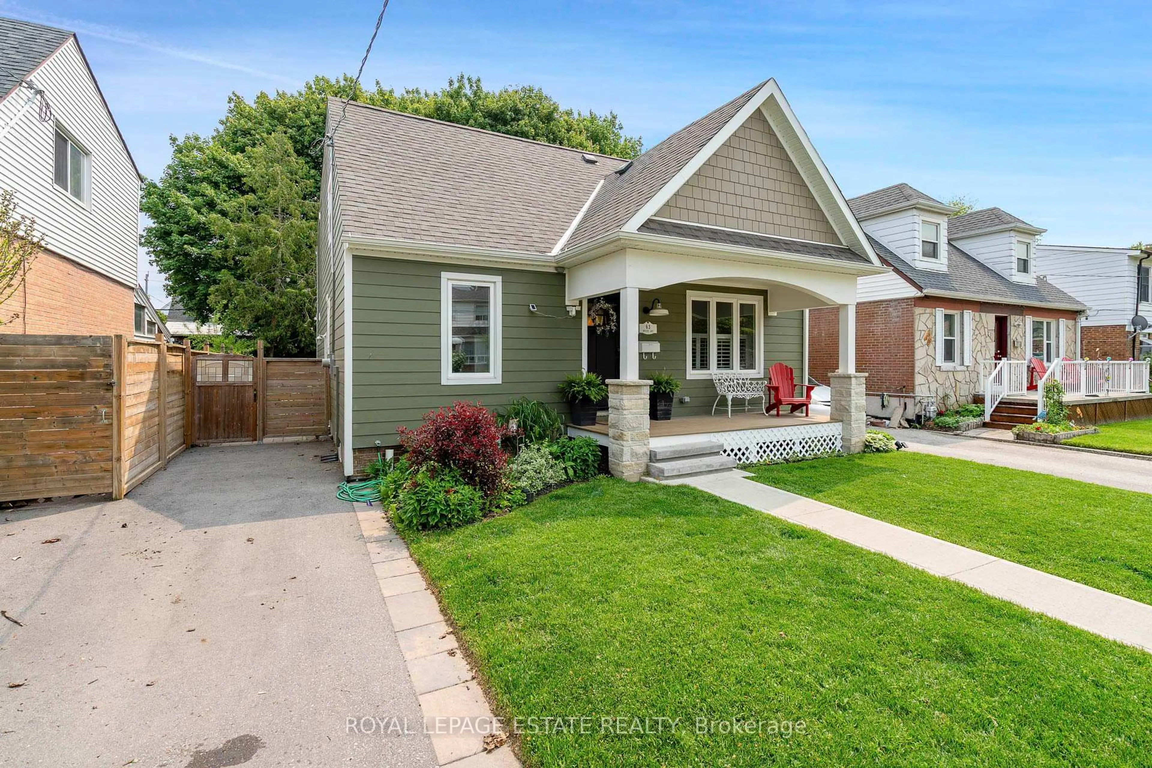 Home with vinyl exterior material, street for 63 Mystic Ave, Toronto Ontario M1L 4H1