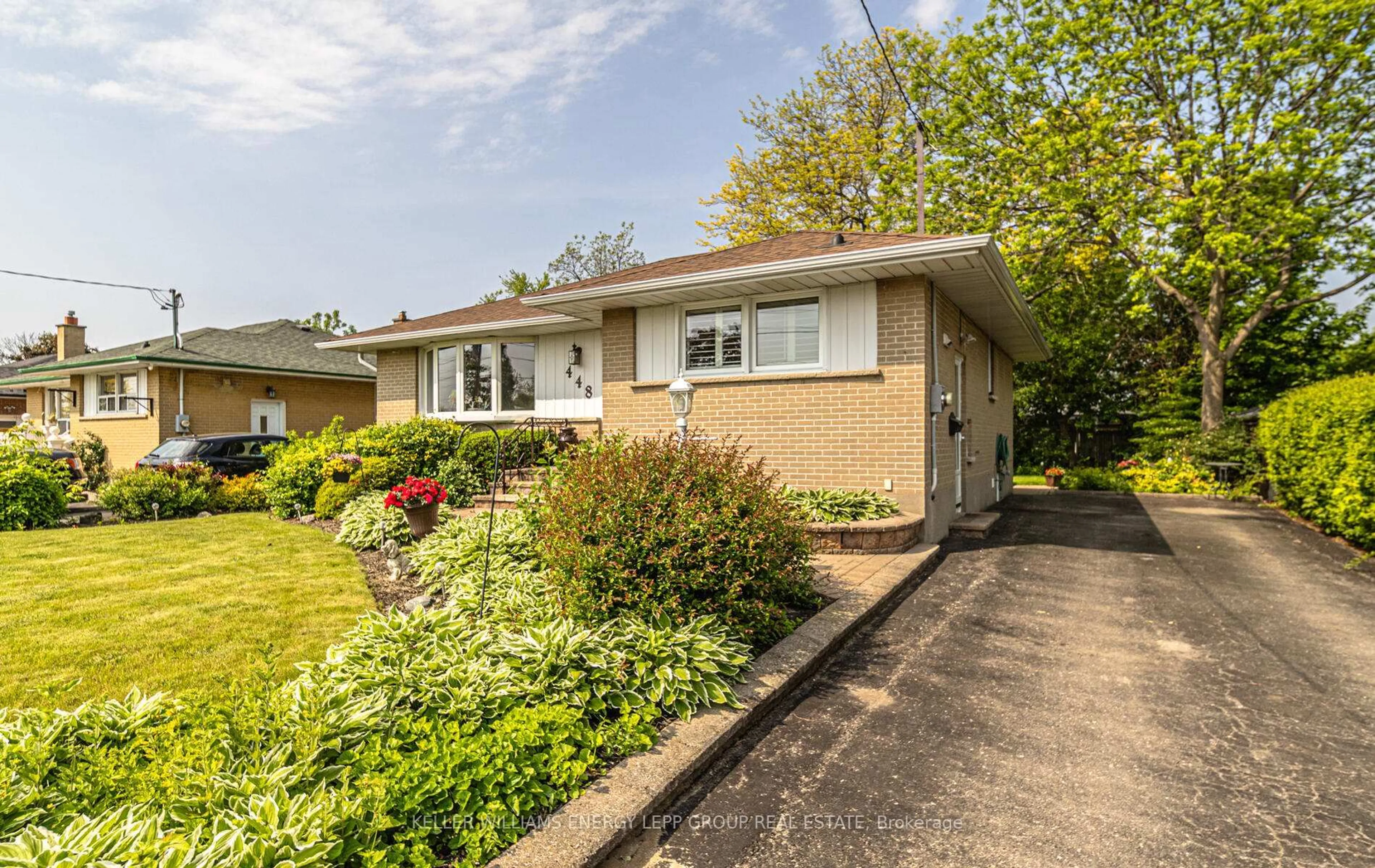 Unknown for 448 Stevenson Rd, Oshawa Ontario L1J 5N6