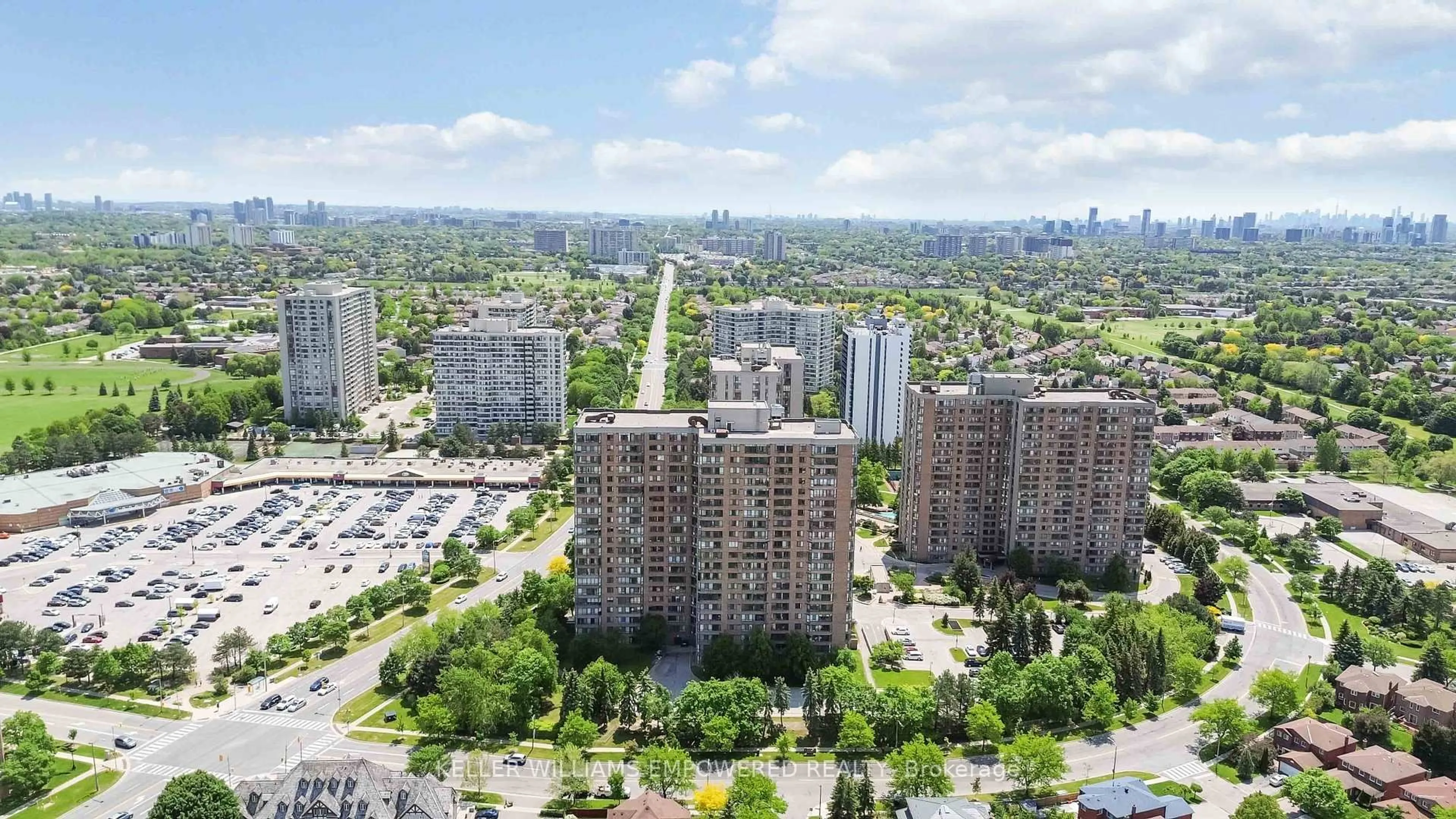 A pic from outside/outdoor area/front of a property/back of a property/a pic from drone, city buildings view from balcony for 25 Bamburgh Circ #1831, Toronto Ontario M1W 3W2