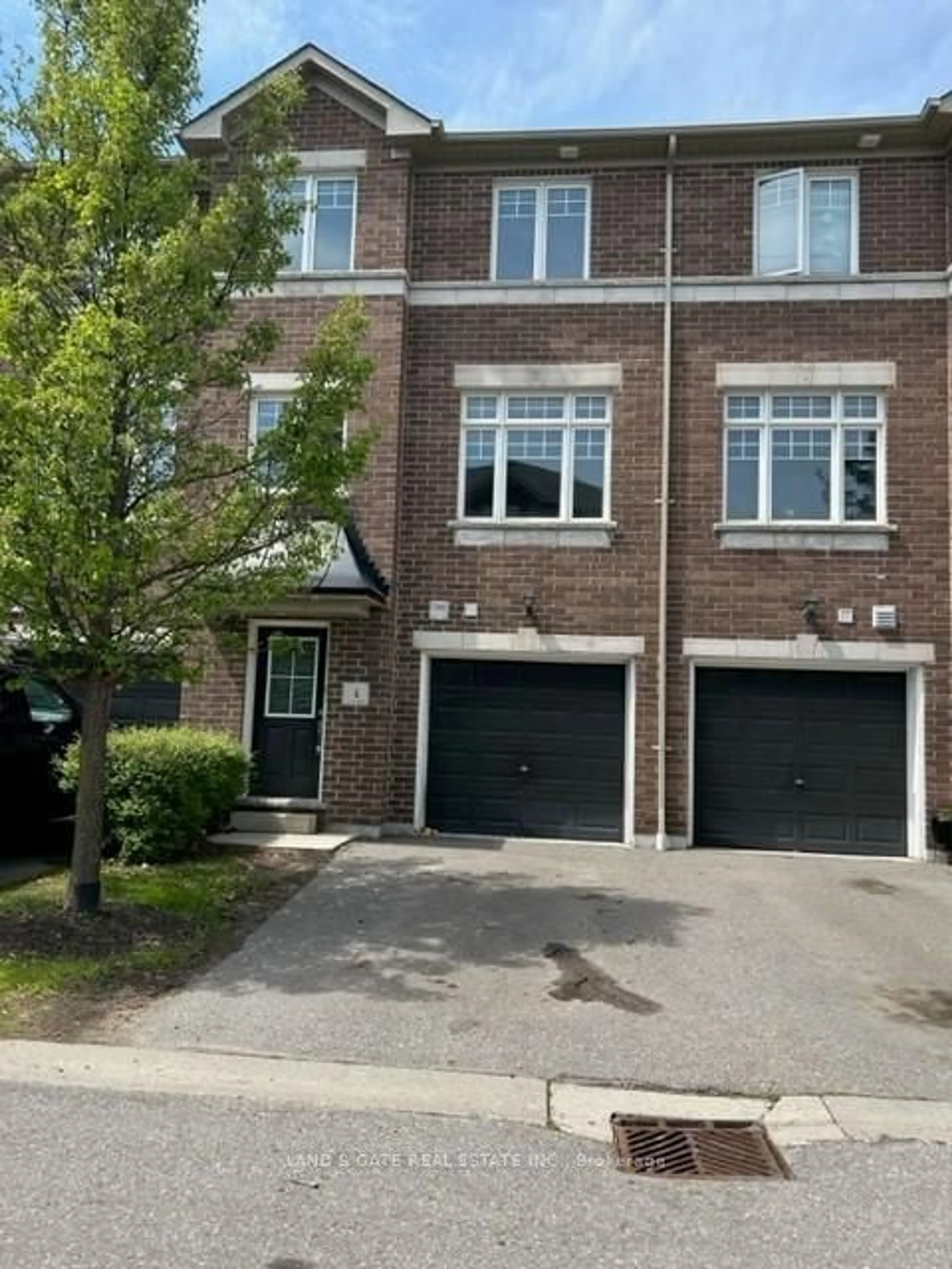 Unknown for 4 Katerson Lane, Clarington Ontario L1E 2W7