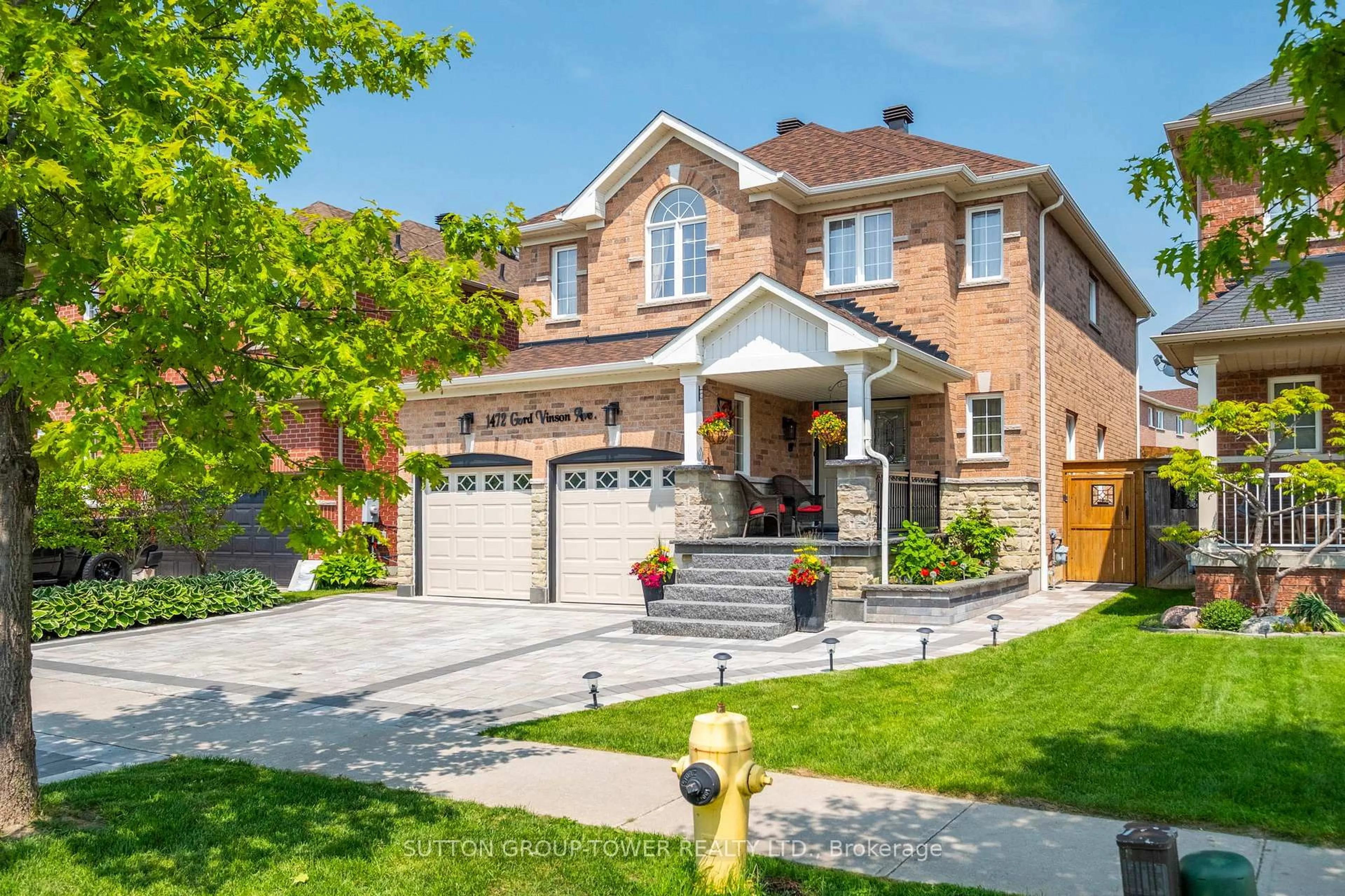 Home with brick exterior material, street for 1472 Gord Vinson Ave, Clarington Ontario L1E 3H7