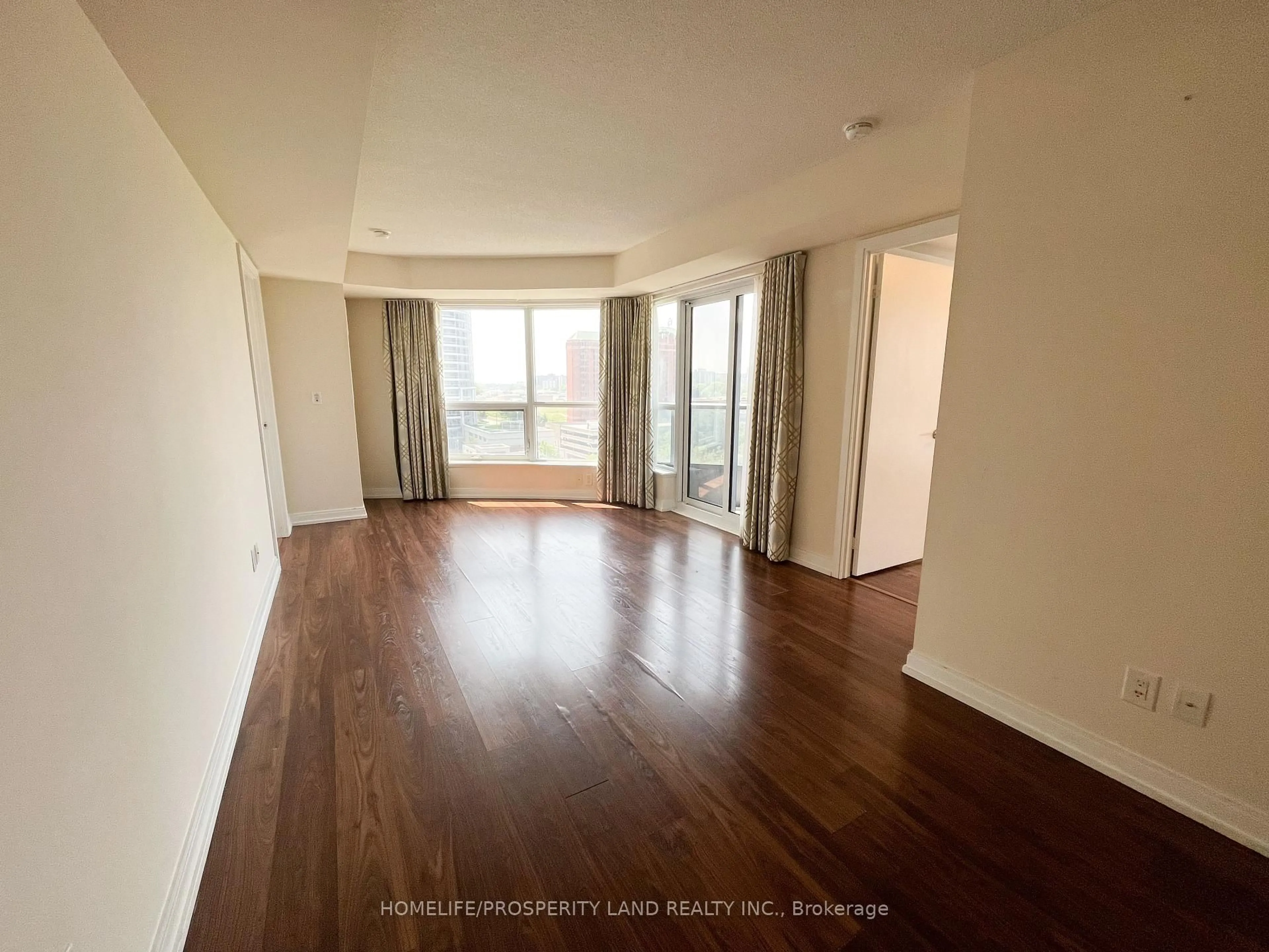 A pic of a room for 181 Village Green Sq #814, Toronto Ontario M1S 0L3