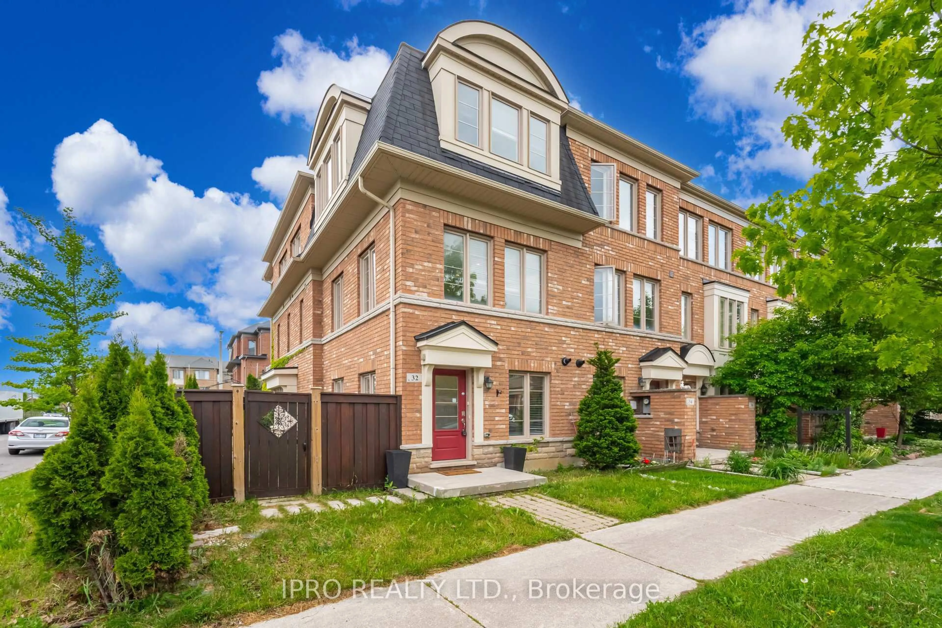 Home with brick exterior material, street for 32 Lily Cup Ave, Toronto Ontario M1L 0H4