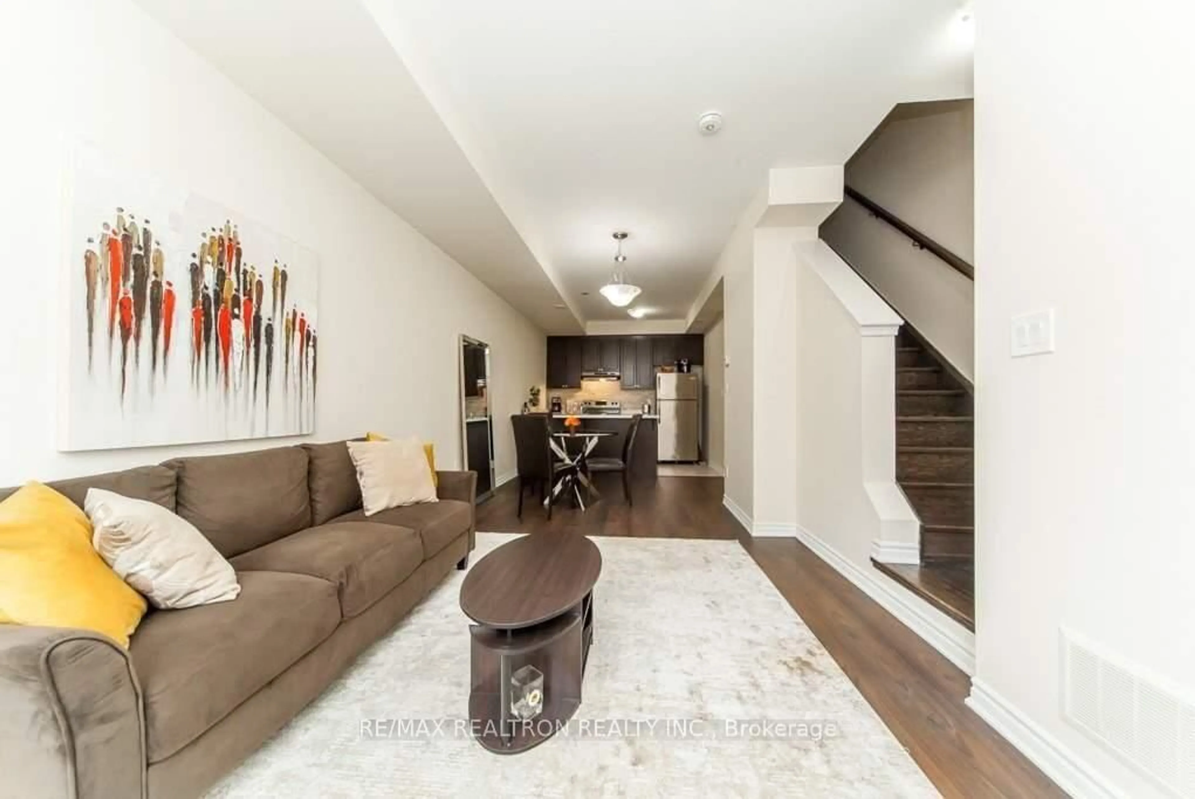 Living room with furniture, unknown for 25 Heron Park Pl #18, Toronto Ontario M1E 0B8
