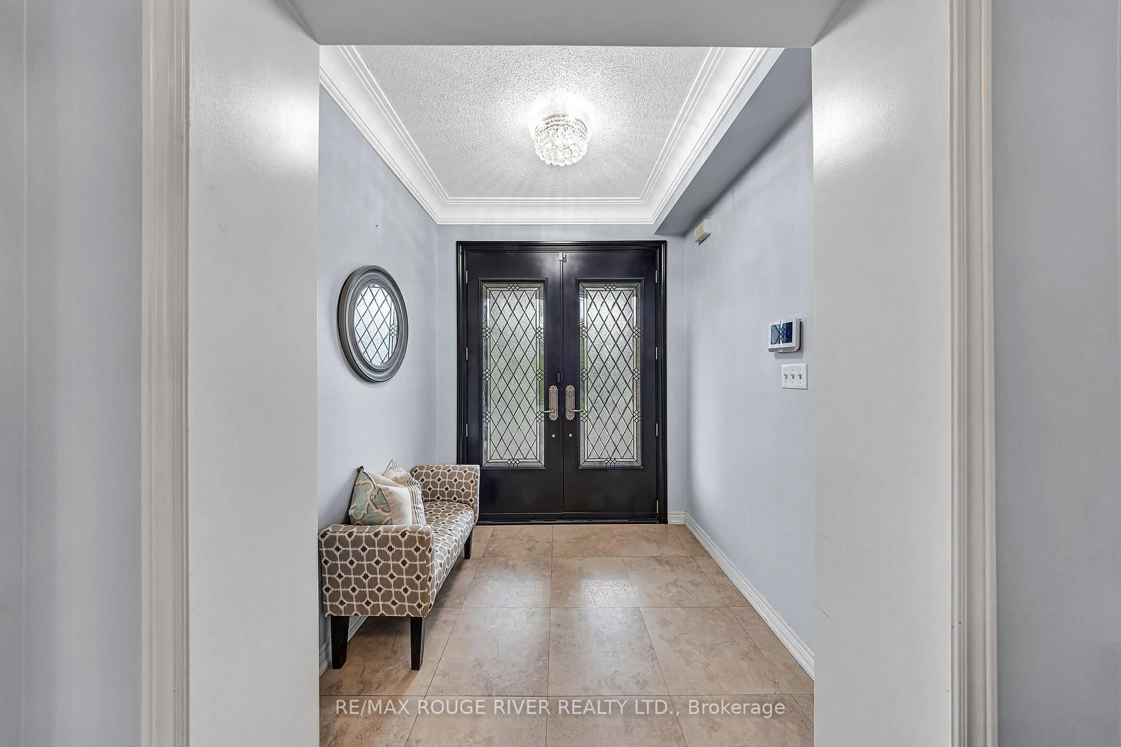 Indoor entryway for 8 St Philip Crt, Whitby Ontario L1P 0A5