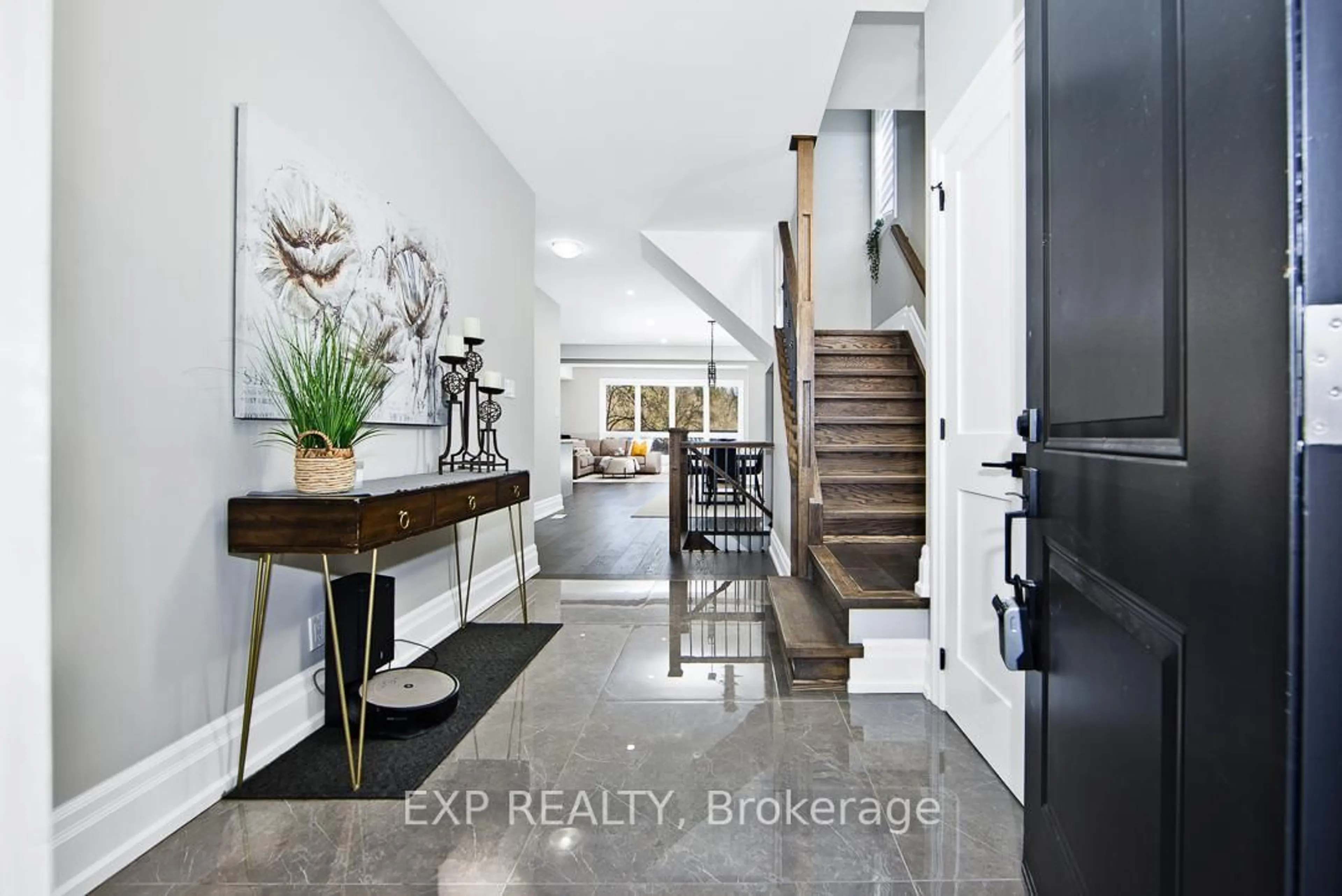 Indoor entryway for 363 Rosebank Rd, Pickering Ontario L1W 2N3
