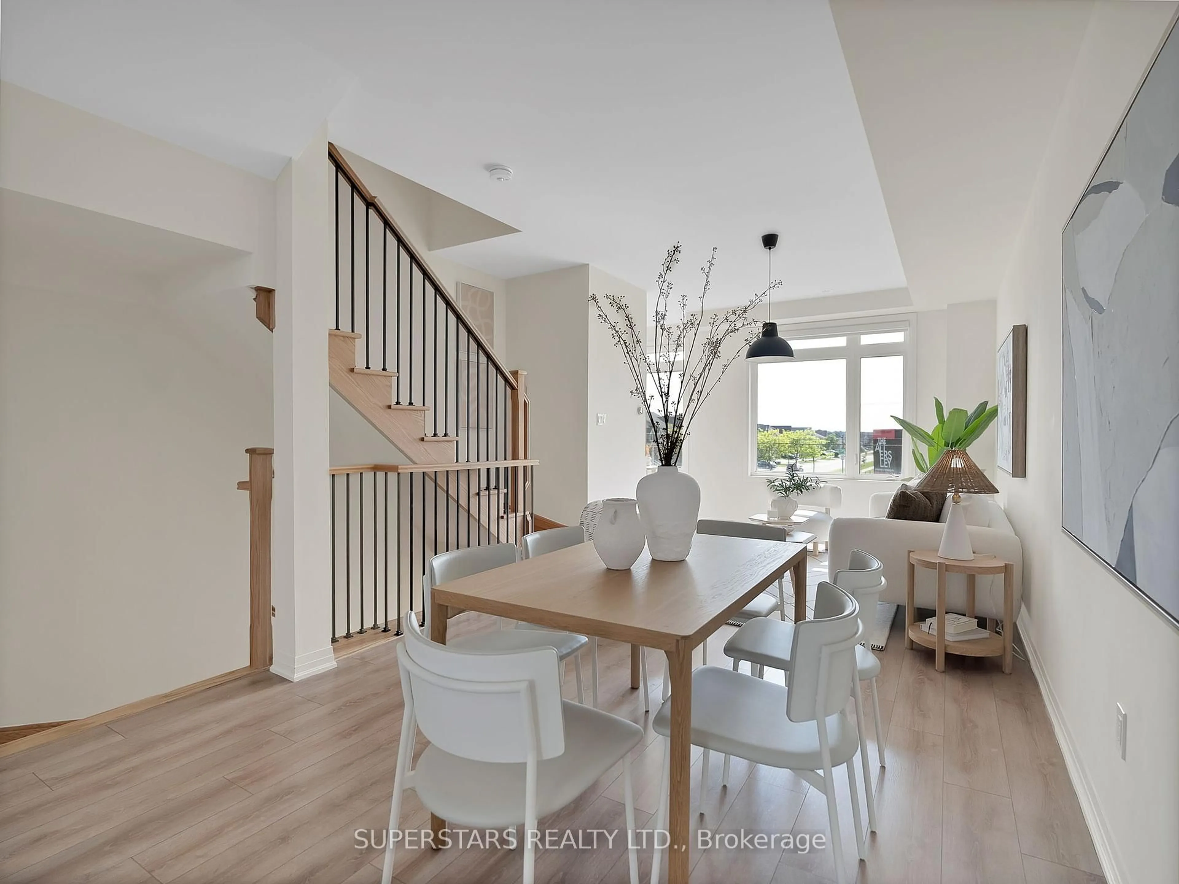 Unknown for 60 Emmas Way, Whitby Ontario L1R 0S7