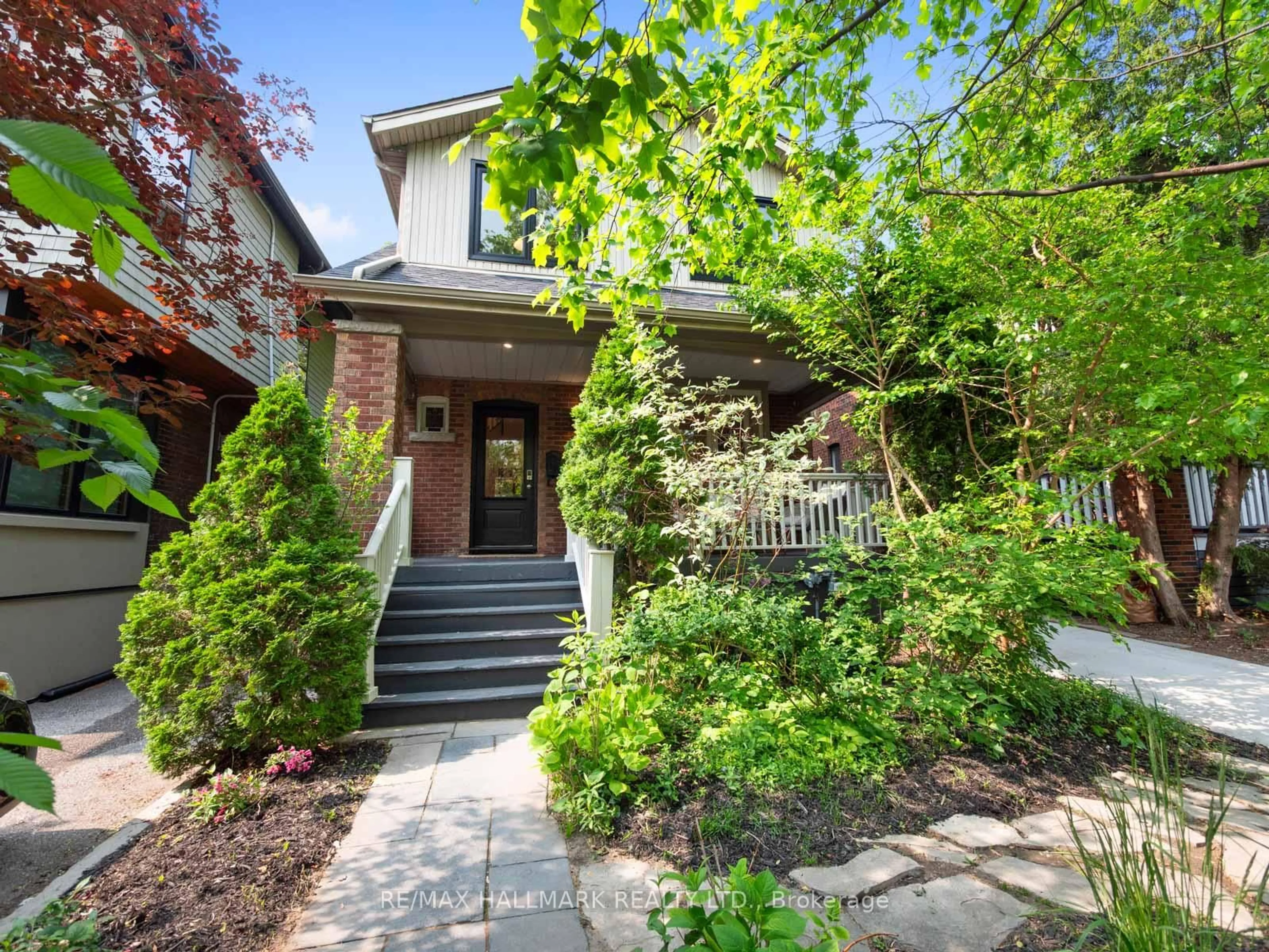 Home with brick exterior material, street for 18 Thorncliffe Ave, Toronto Ontario M4K 1V5