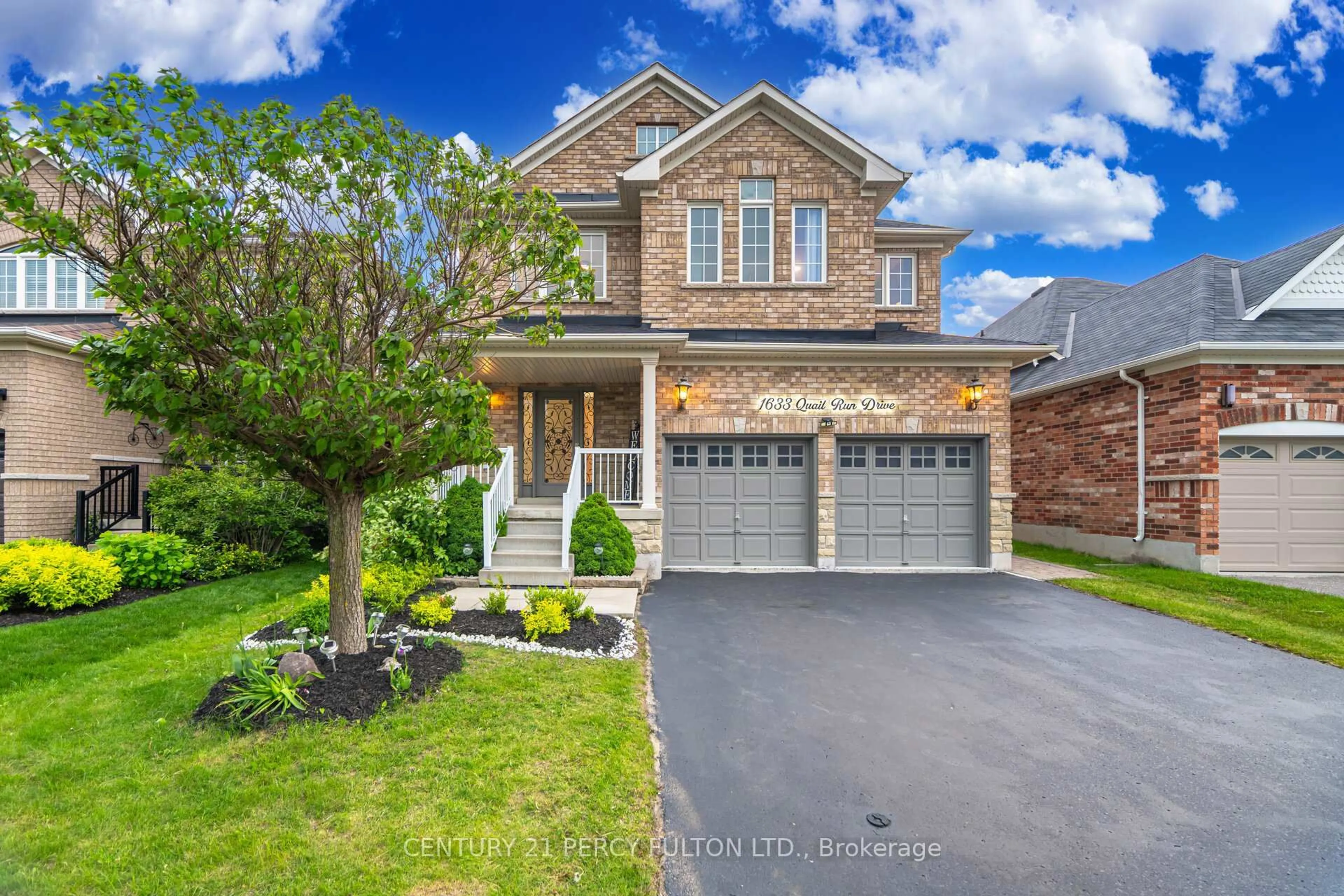 Home with brick exterior material, street for 1633 Quail Run Dr, Oshawa Ontario L1K 0L9