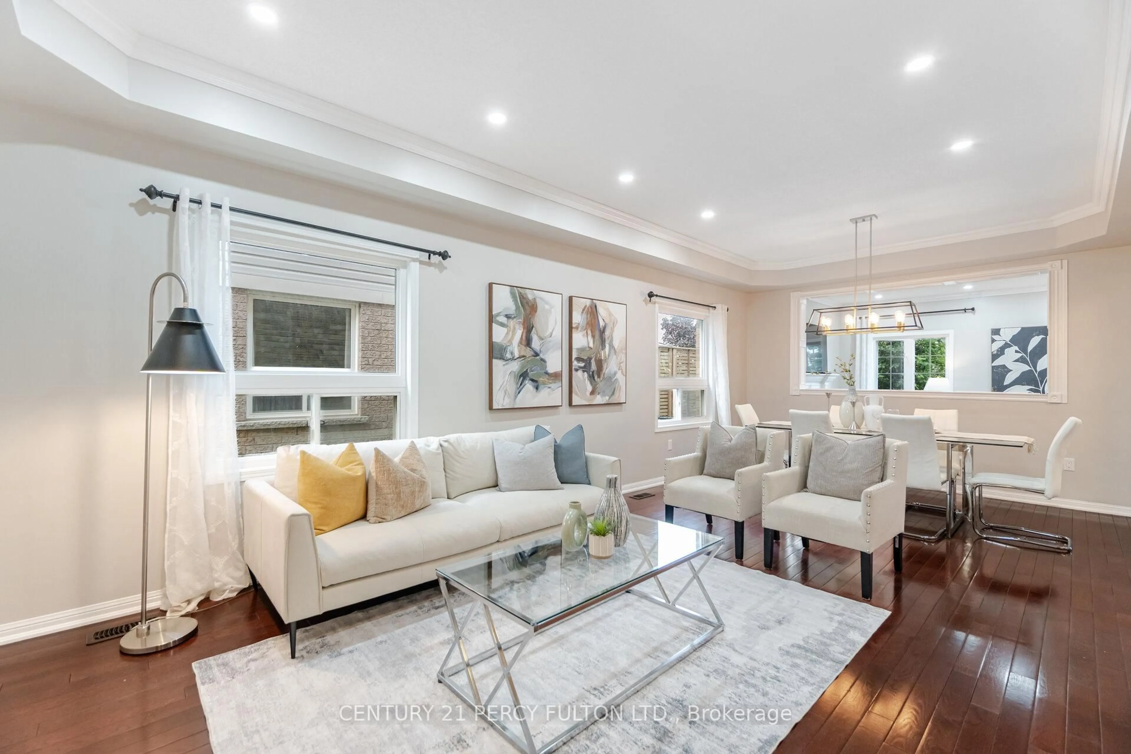 Living room with furniture, unknown for 1633 Quail Run Dr, Oshawa Ontario L1K 0L9