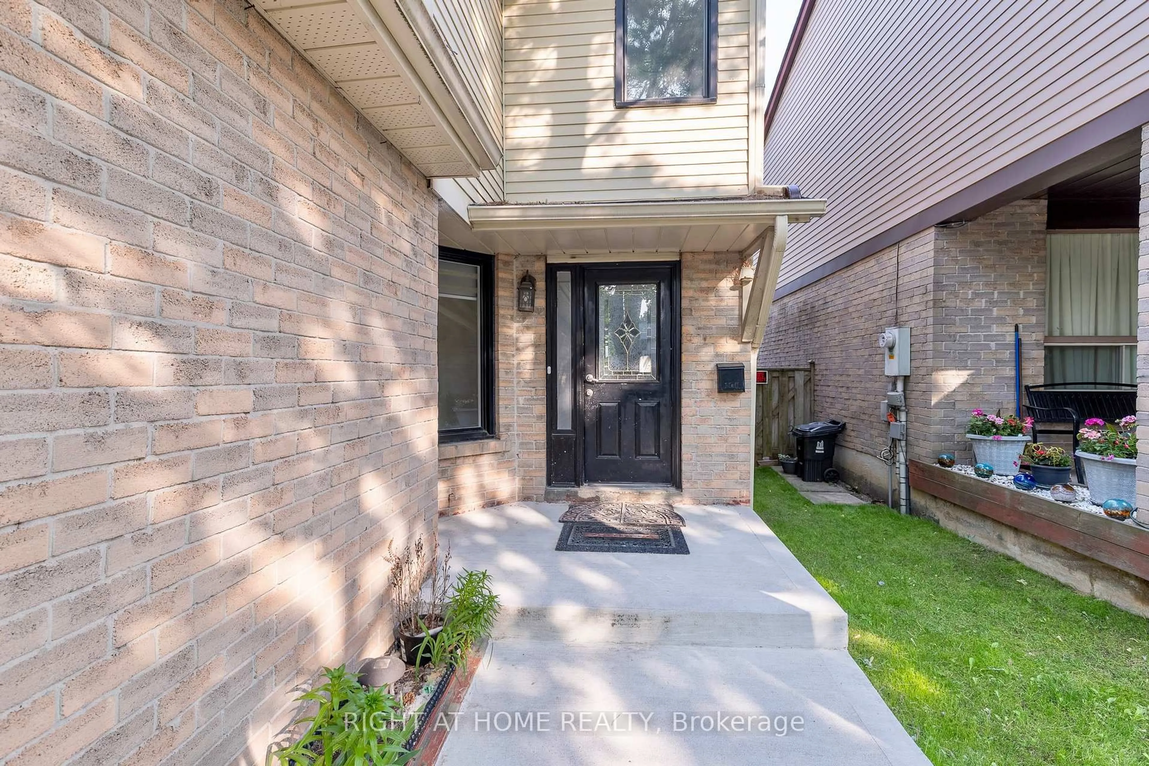 Home with brick exterior material, street for 113 Alford Cres #7, Toronto Ontario M1B 4G3