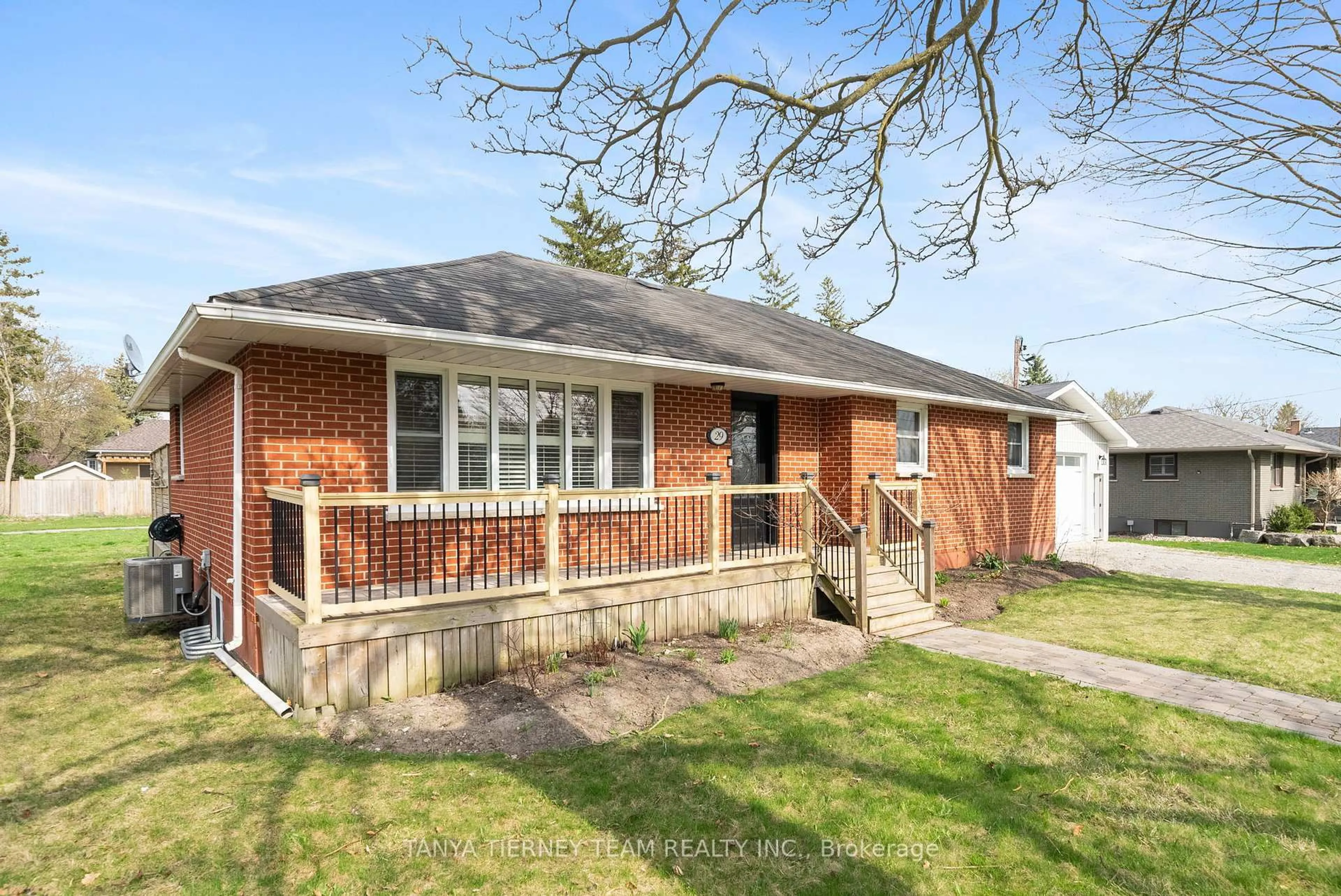 Home with brick exterior material, street for 29 Queen St, Whitby Ontario L1M 1C5