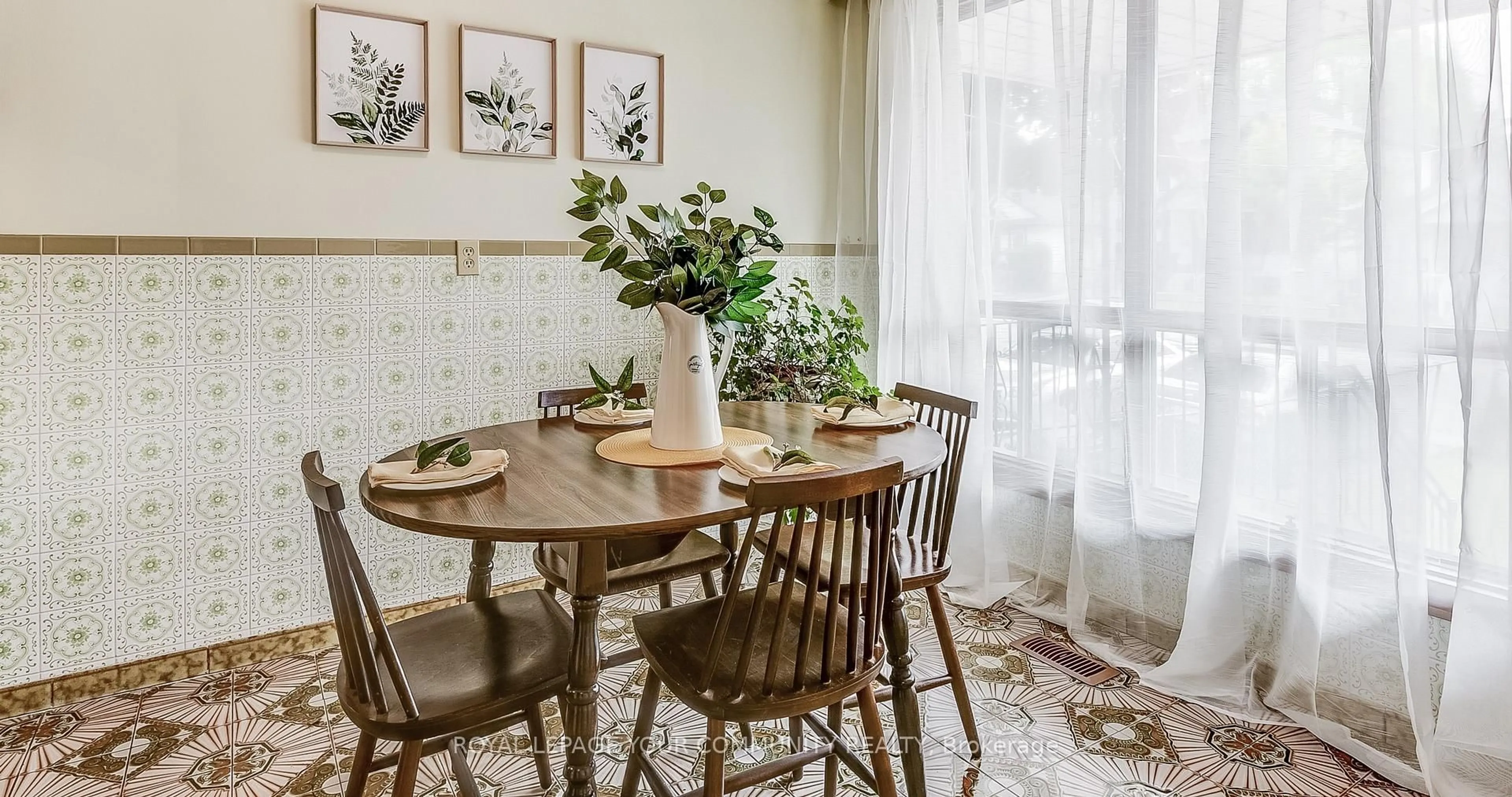 Dining room, unknown for 30 Phillip Ave, Toronto Ontario M1N 3P9