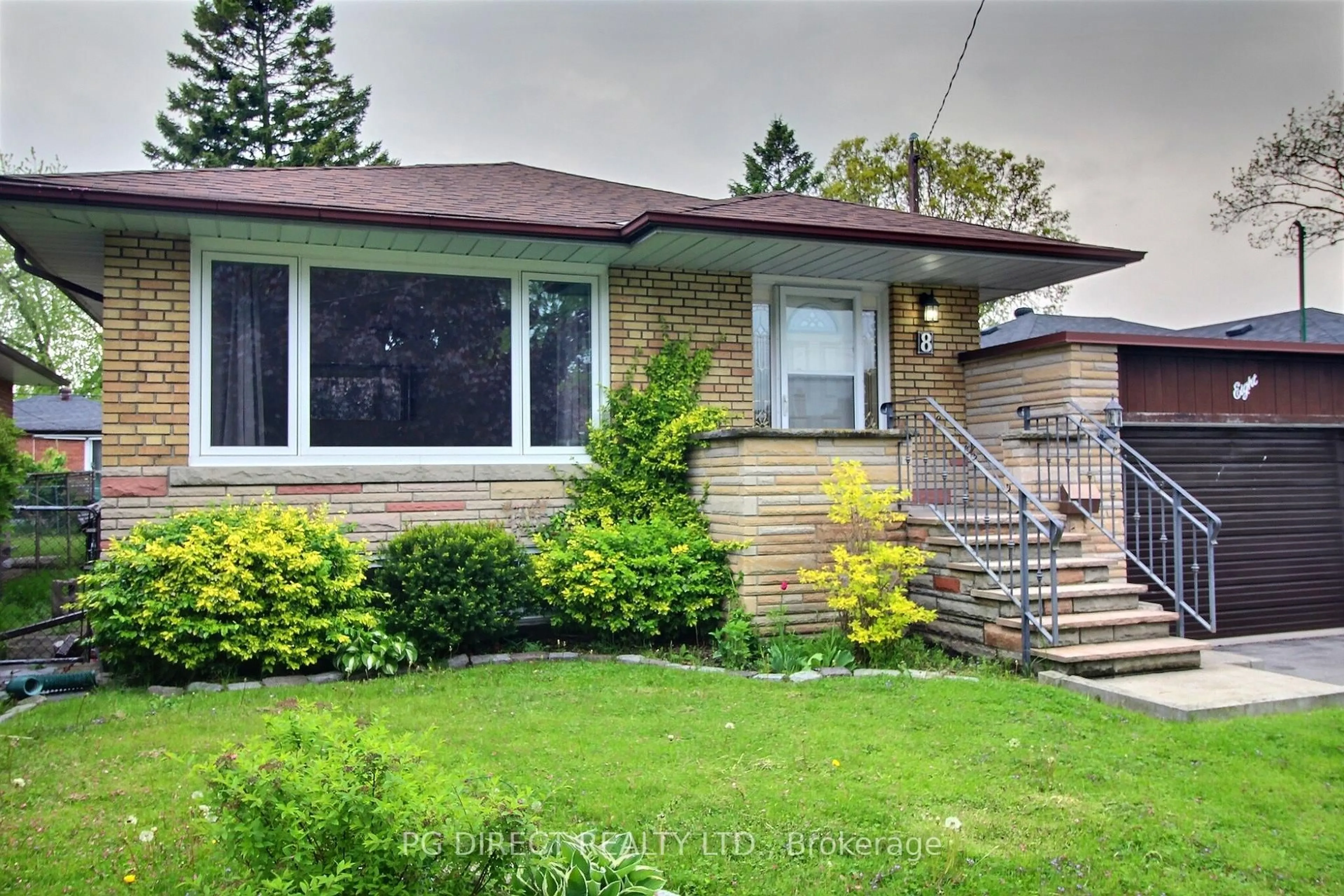 Home with brick exterior material, street for 8 Cushendun Rd, Toronto Ontario M1E 2B3