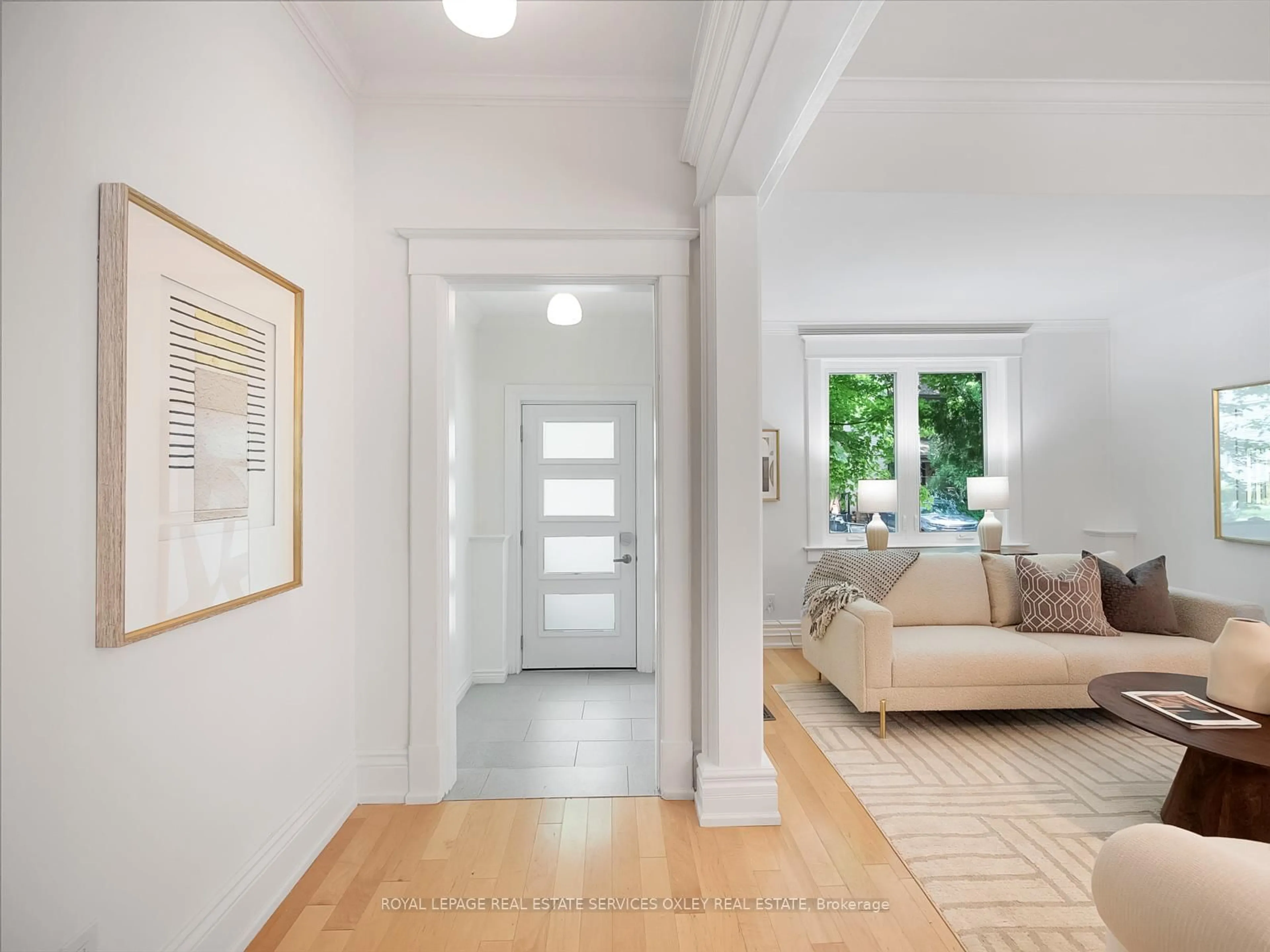 Indoor entryway for 30 Hastings Ave, Toronto Ontario M4L 2L2