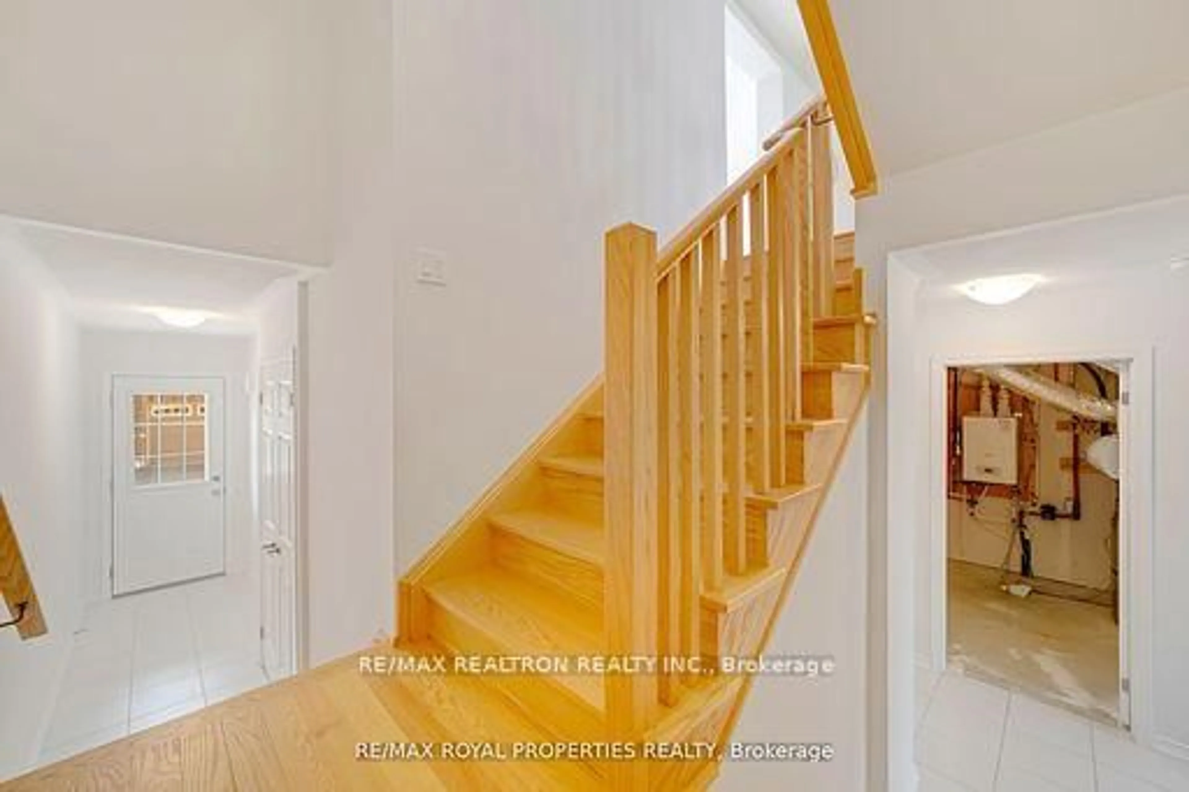 Stairs for 352 Coronation Rd, Whitby Ontario M1P 1Y2