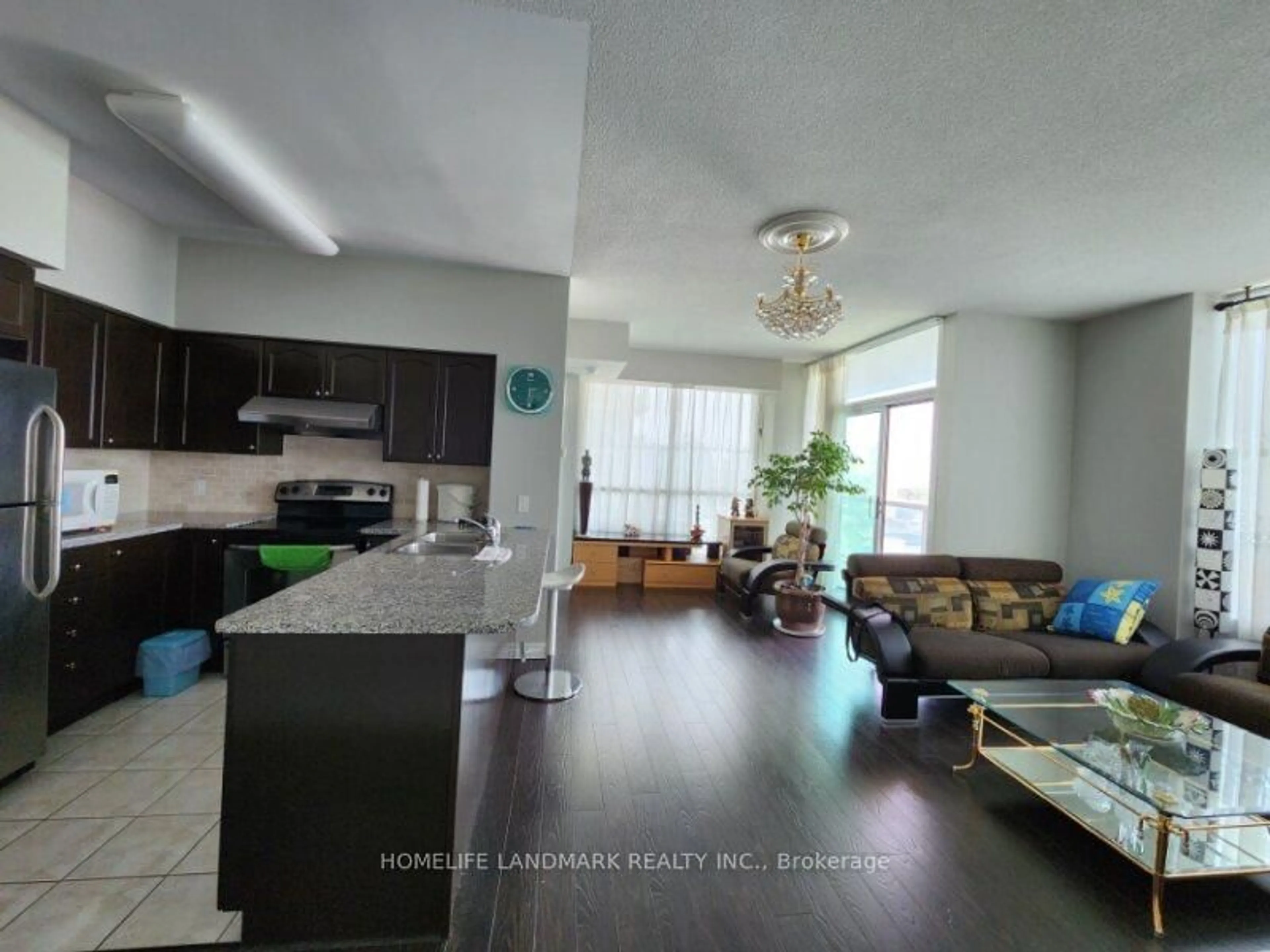 Open concept kitchen, unknown for 68 Grangeway Ave #2105, Toronto Ontario M1H 0A1