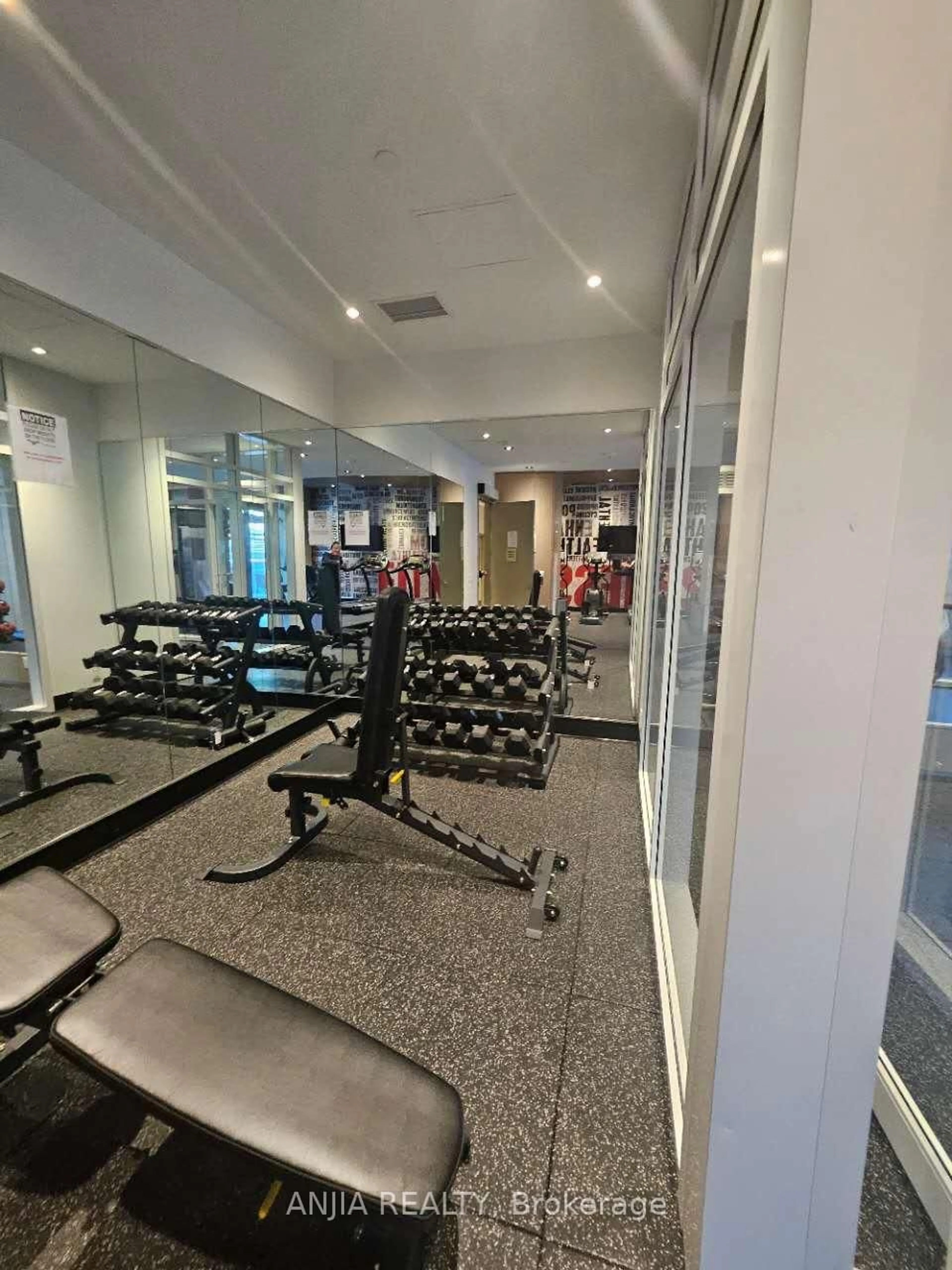 Gym or fitness room for 2369 Danforth Ave #207, Toronto Ontario M4C 0B1