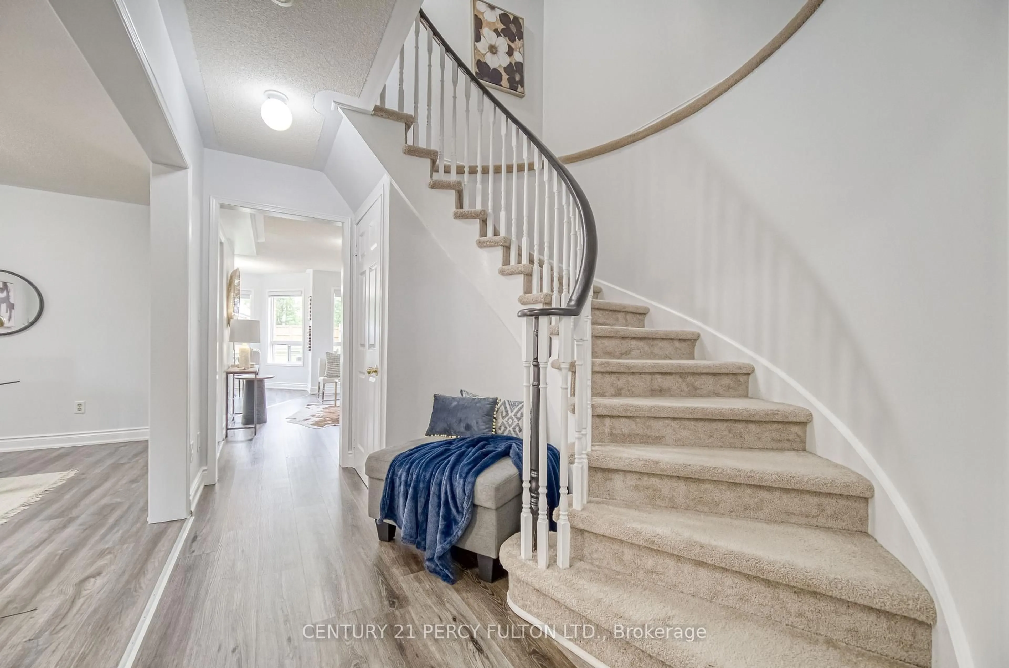 Stairs for 177 Wilkins Cres, Clarington Ontario L1E 3B7
