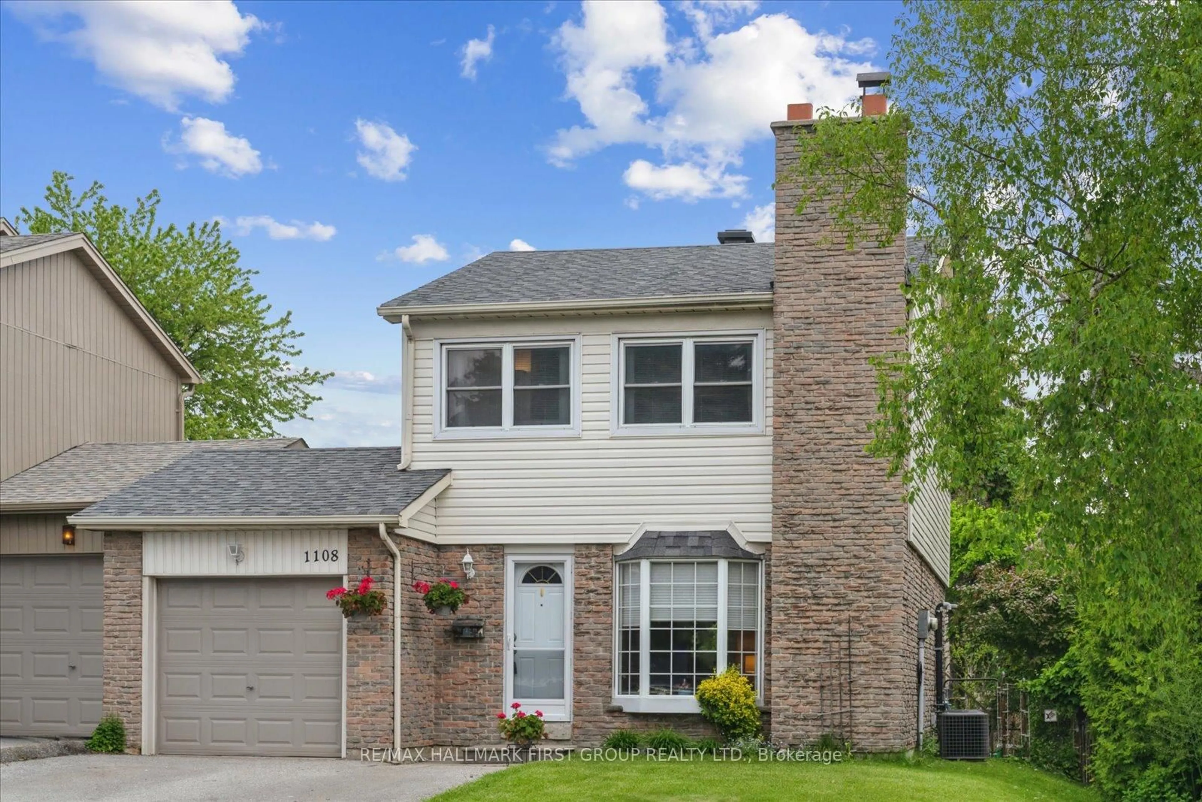 Home with vinyl exterior material, street for 1108 Culross Ave, Pickering Ontario L1V 2W7