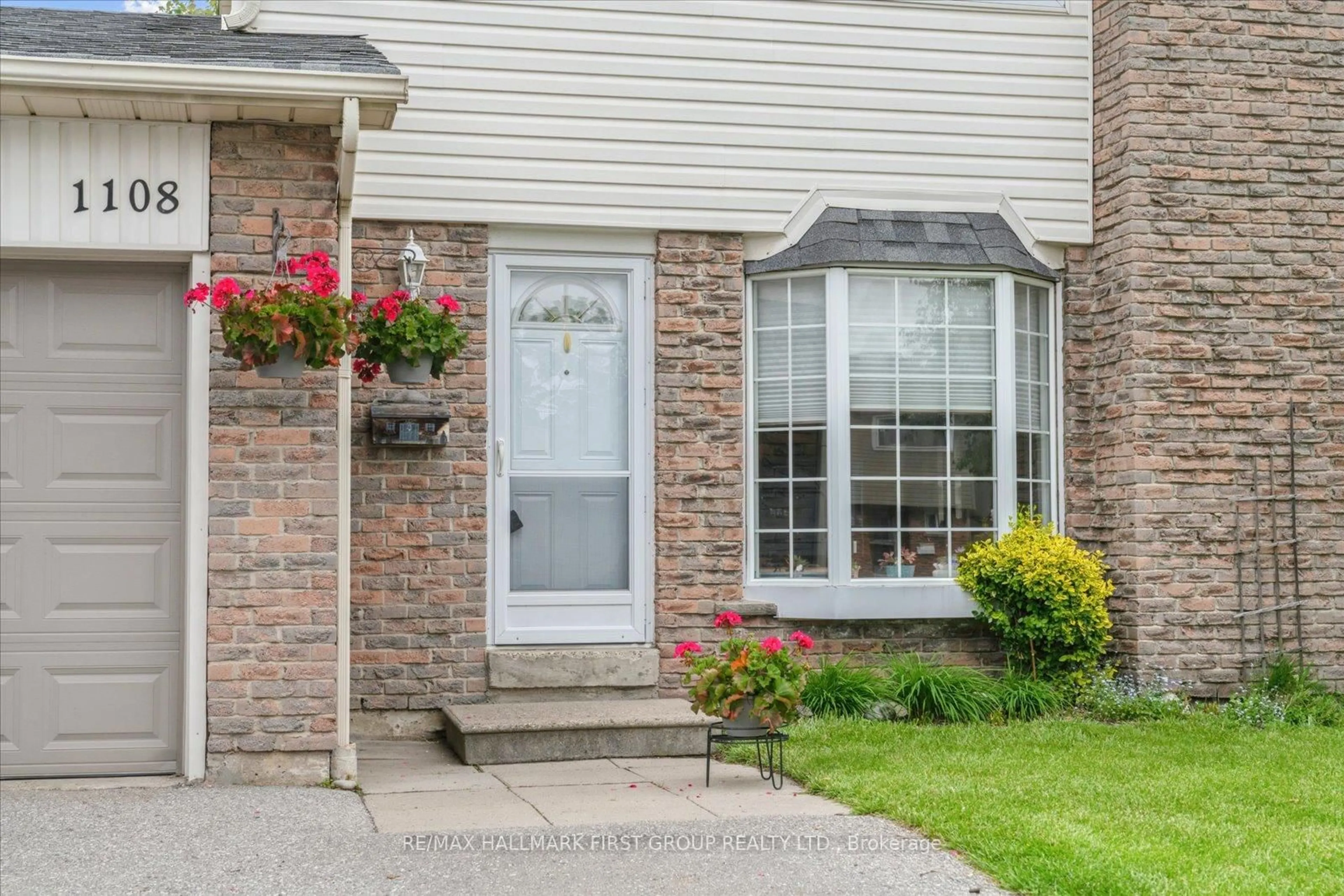 Unknown for 1108 Culross Ave, Pickering Ontario L1V 2W7
