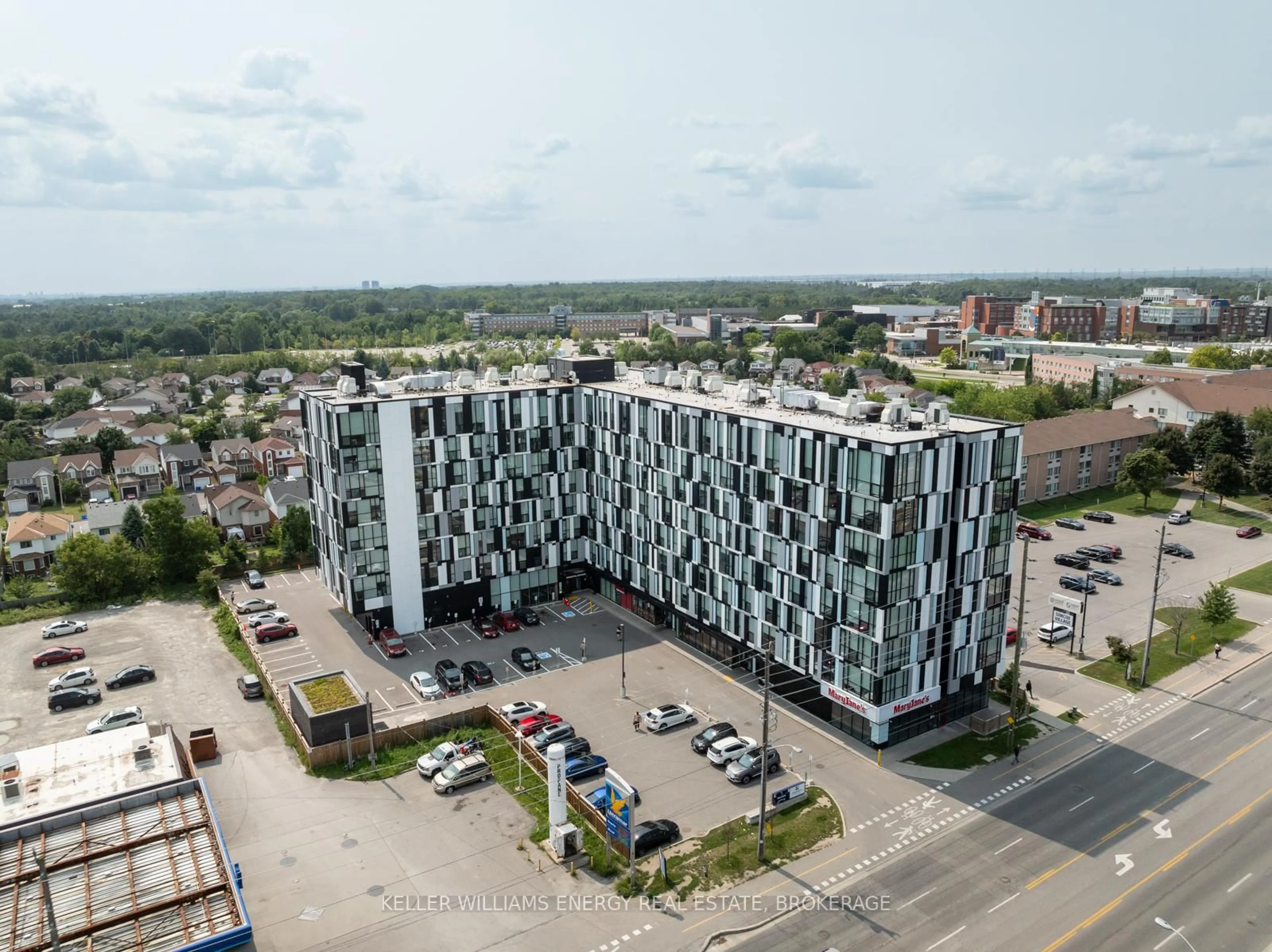 A pic from outside/outdoor area/front of a property/back of a property/a pic from drone, city buildings view from balcony for 1900 Simcoe St #839, Oshawa Ontario L1G 0C1