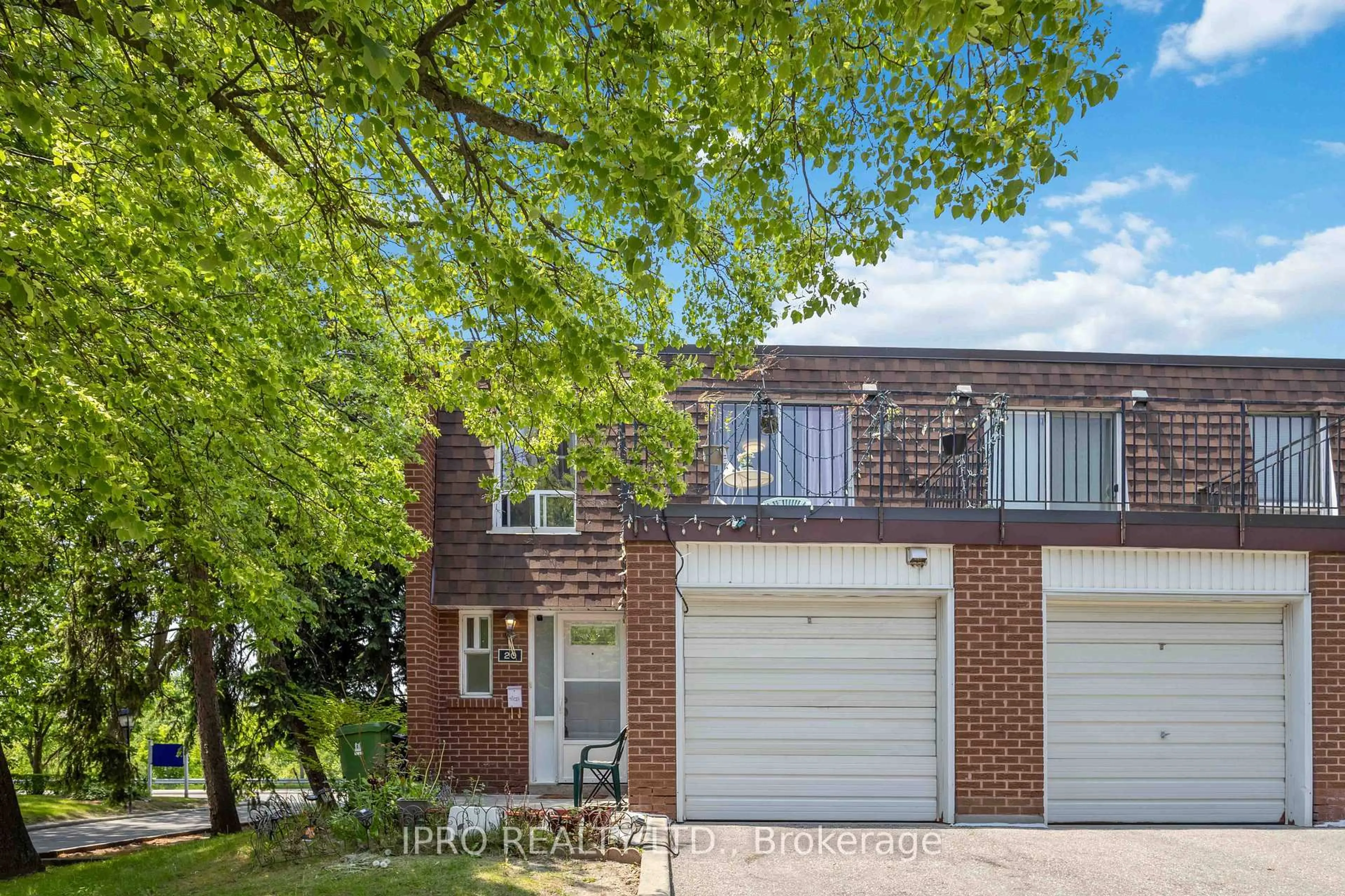 Home with brick exterior material, street for 50 Bridletowne Circ #20, Toronto Ontario M1W 2G8