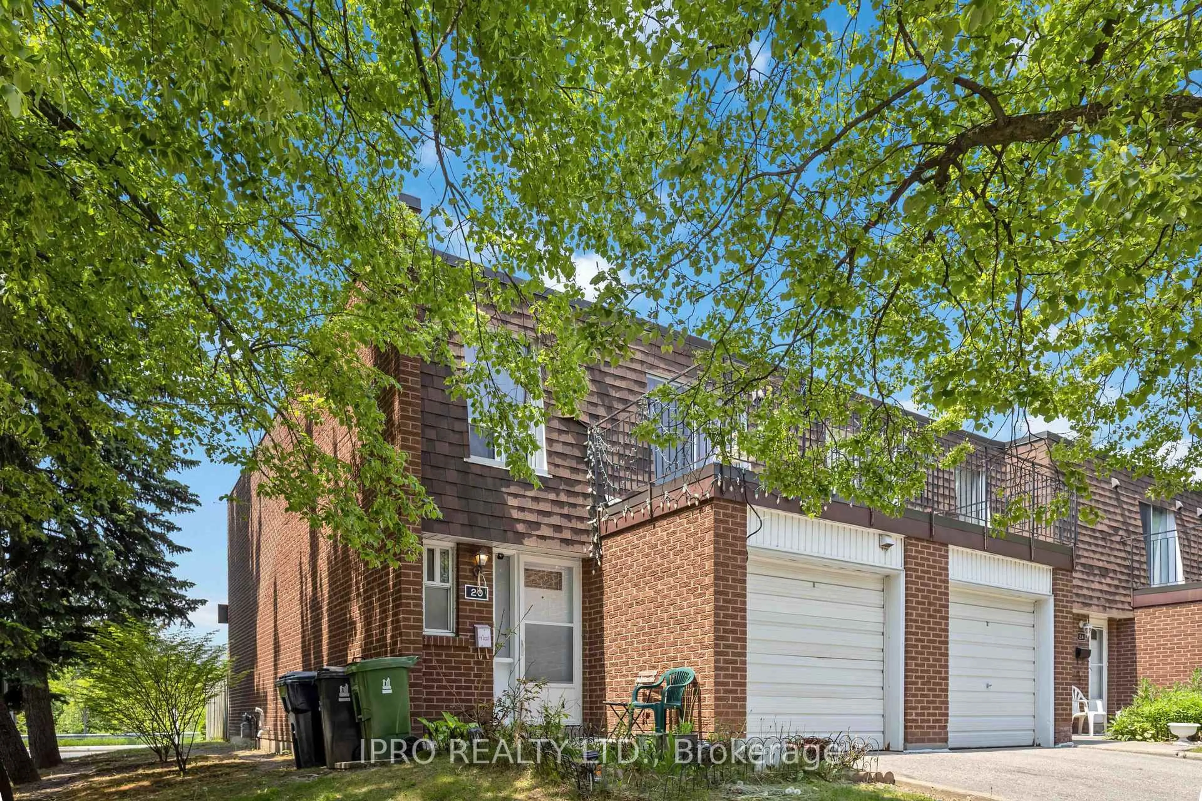 Home with brick exterior material, street for 50 Bridletowne Circ #20, Toronto Ontario M1W 2G8