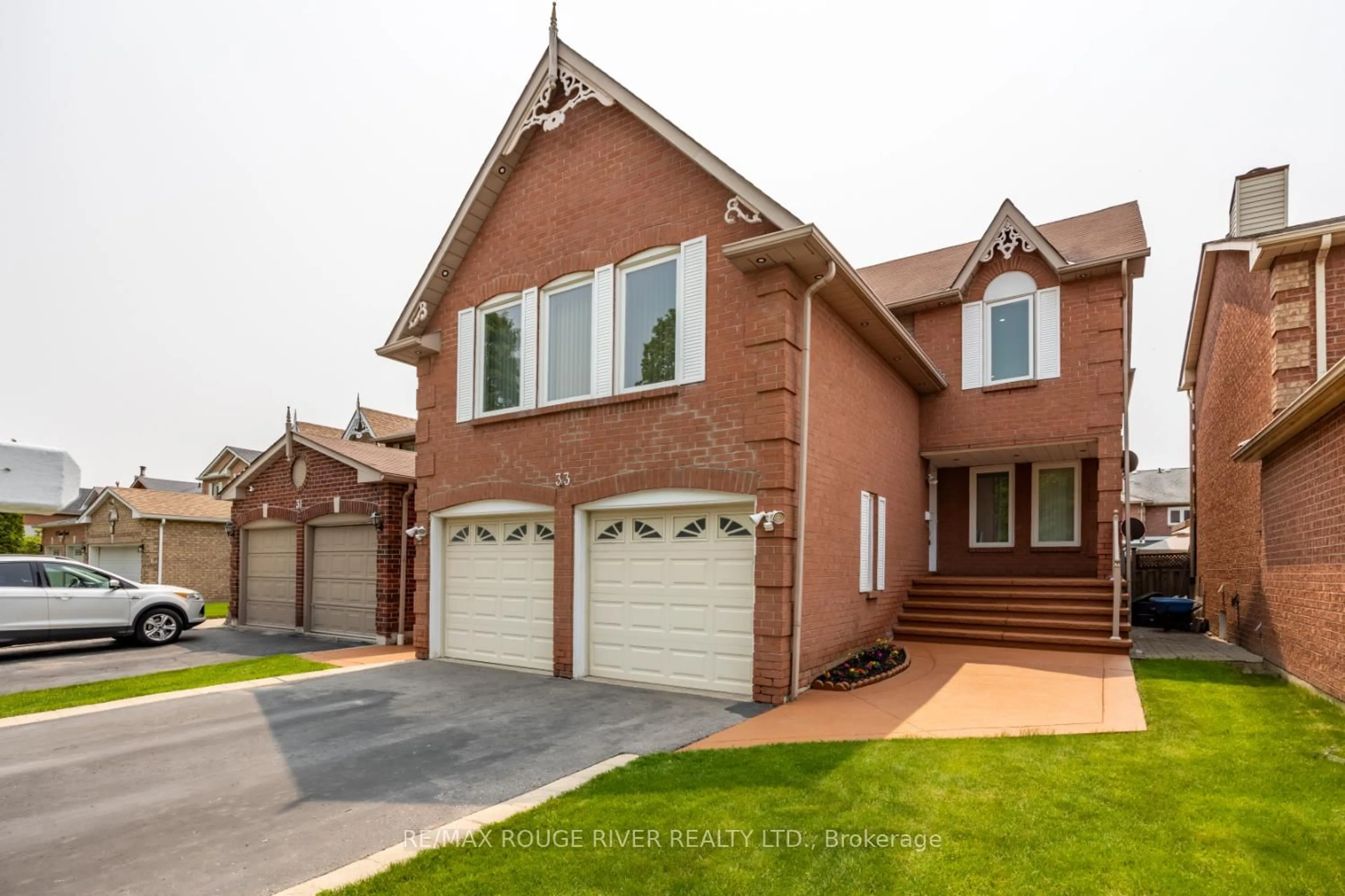 Home with brick exterior material, street for 33 Hearne Cres, Ajax Ontario L1T 3P5