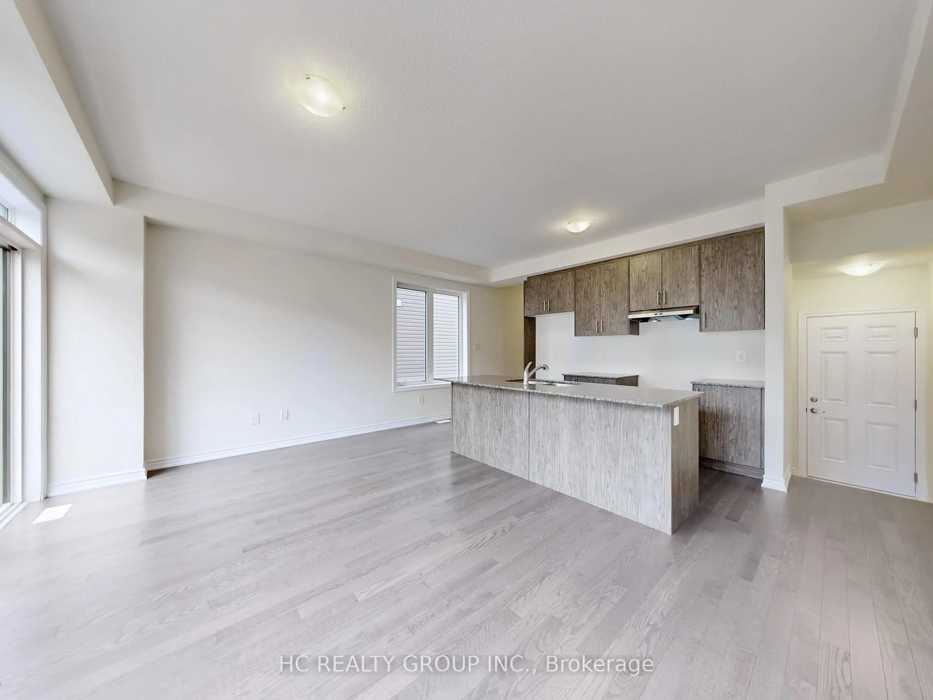 Unknown for 675 Ribstone Crt, Oshawa Ontario L1K 0E2