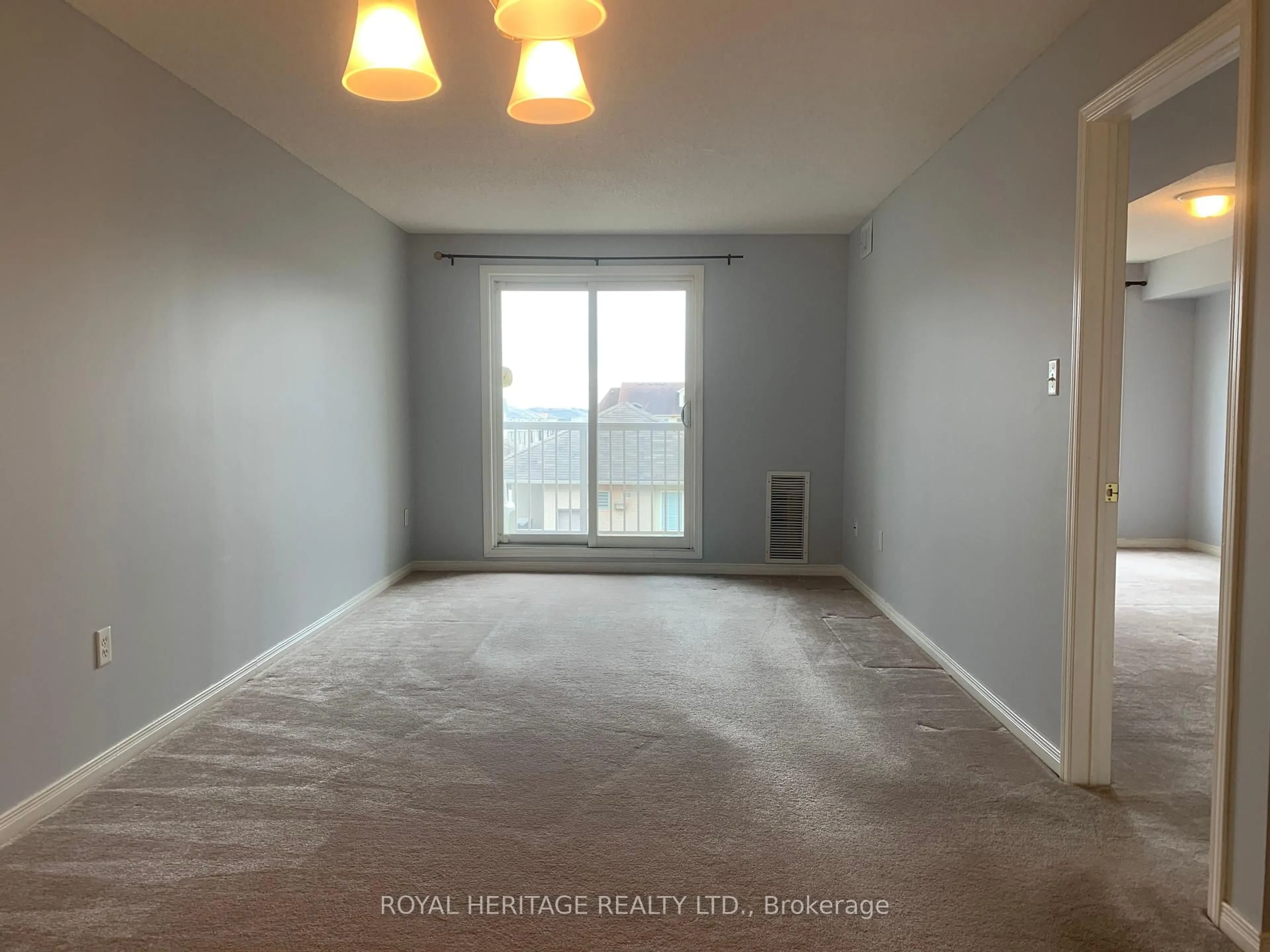 A pic of a room for 117 Petra Way #2, Whitby Ontario L1R 0A8
