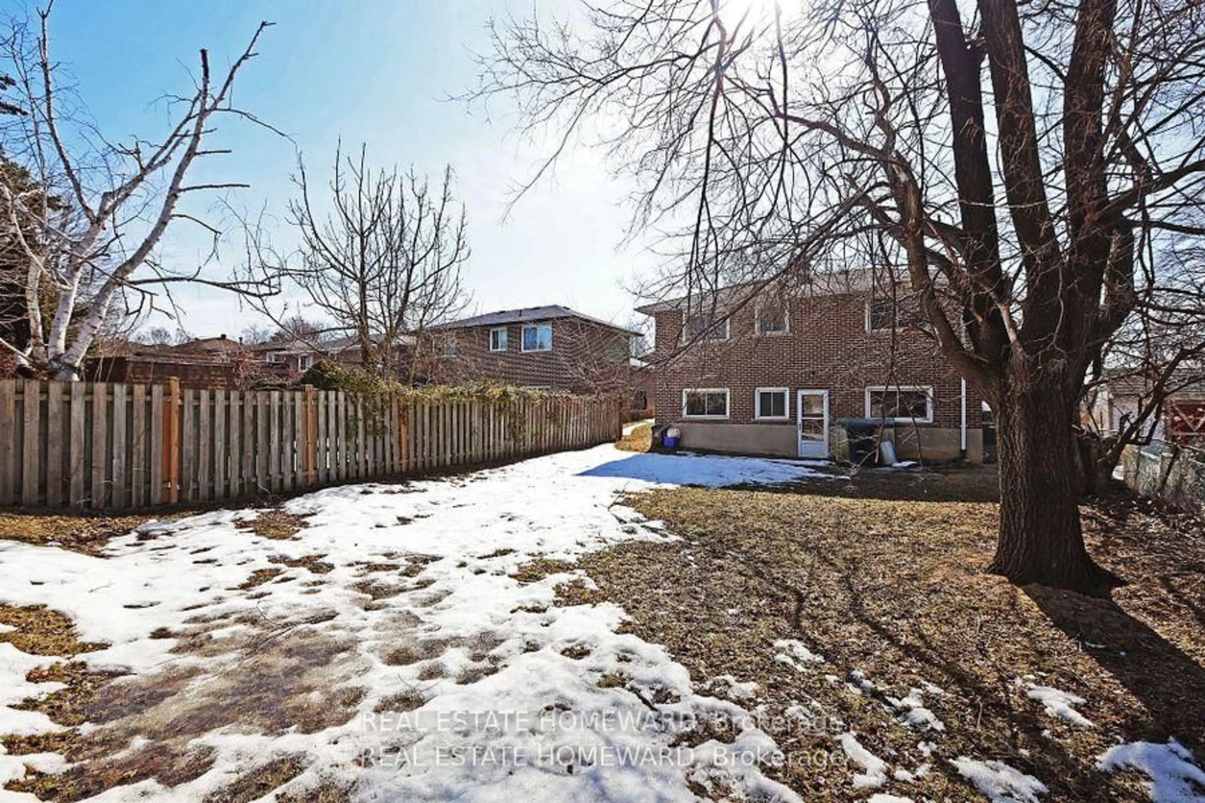 Patio, street for 36 Manorglen Cres, Toronto Ontario M1S 1W4