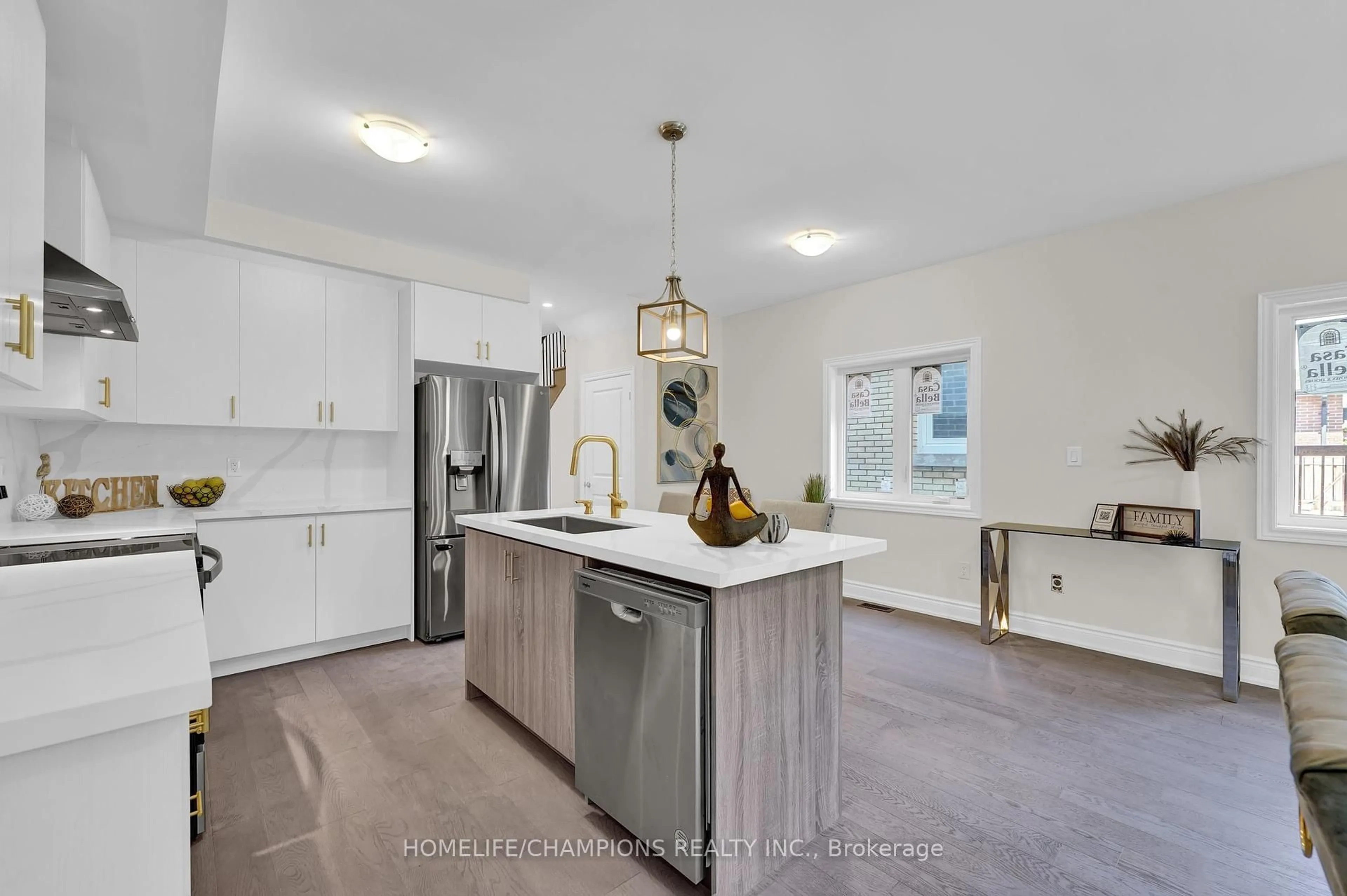Open concept kitchen, unknown for 129 Guelph St, Oshawa Ontario L1H 6H8