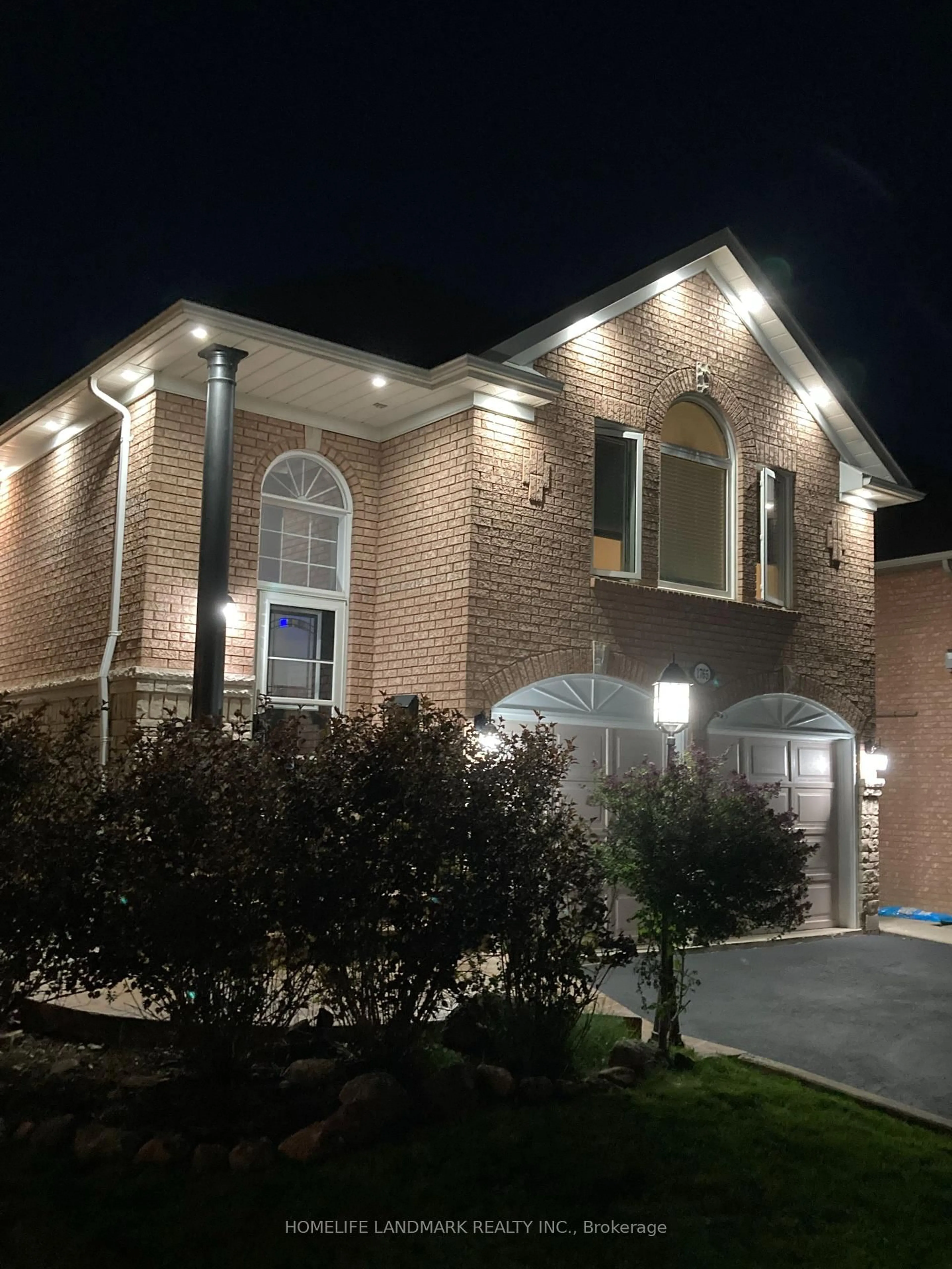 Home with brick exterior material, street for 1765 Silver Maple Dr, Pickering Ontario L1V 6Z2