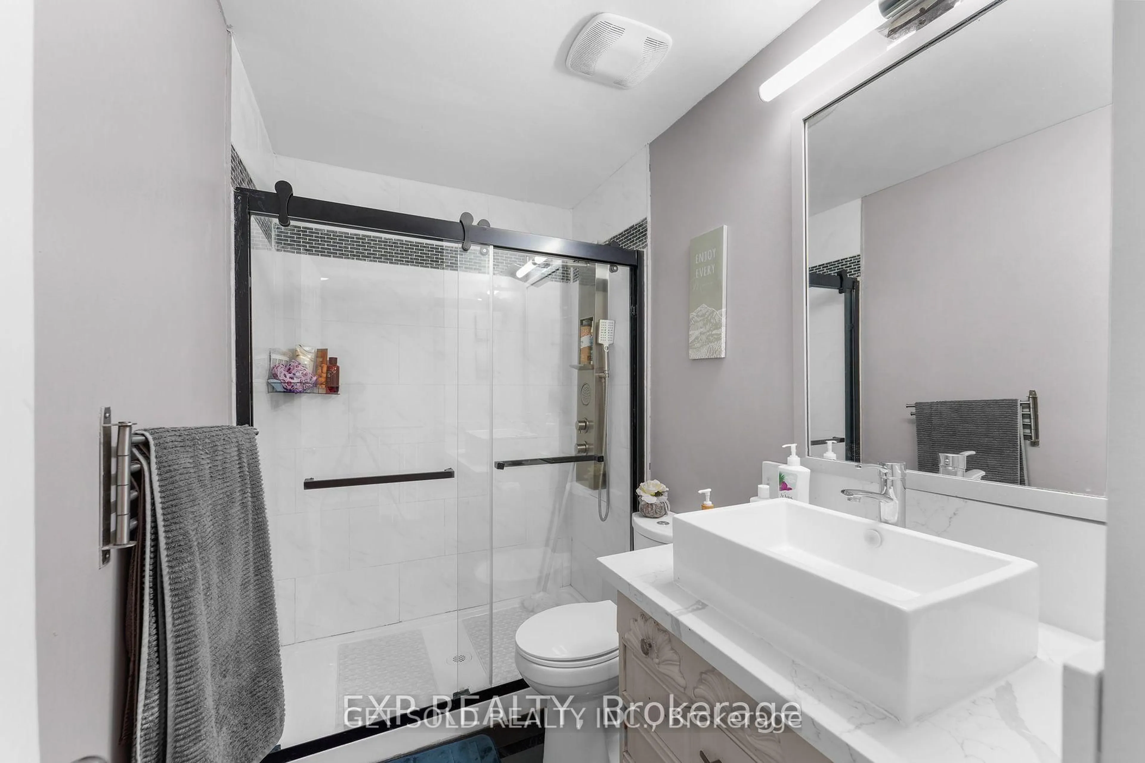 Standard bathroom, ceramic/tile floor for 1235 Radom St #57, Pickering Ontario L1W 1J3