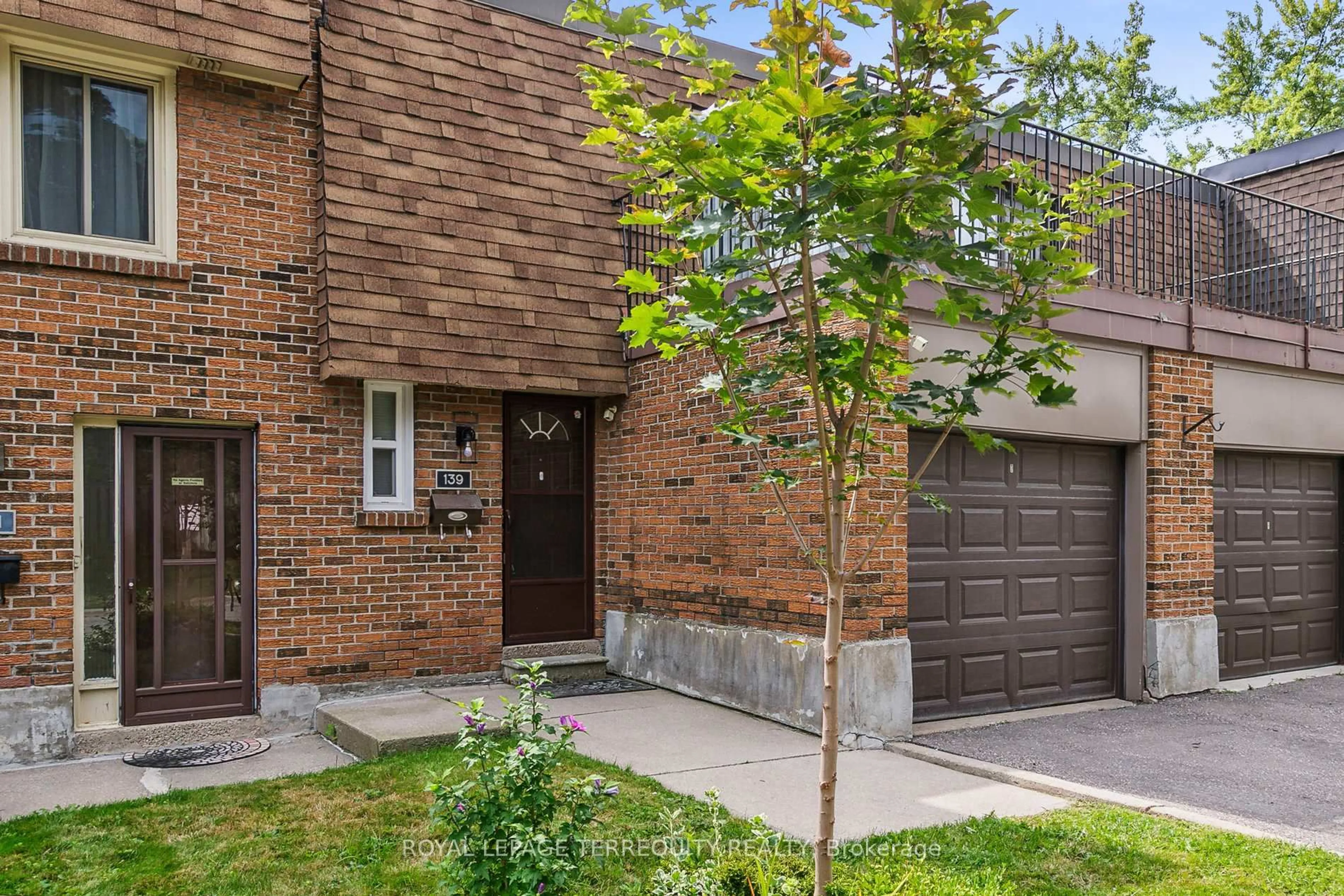 Home with brick exterior material, street for 139 Huntingdale Blvd, Toronto Ontario M1W 1T2